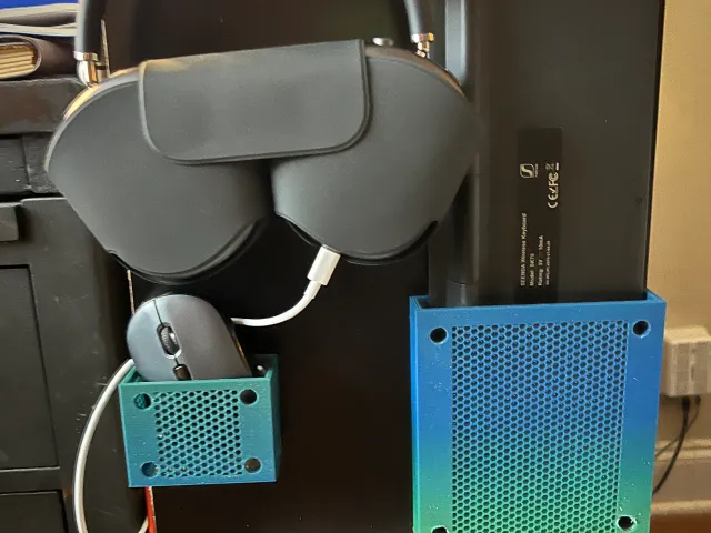 Wireless Mouse holder