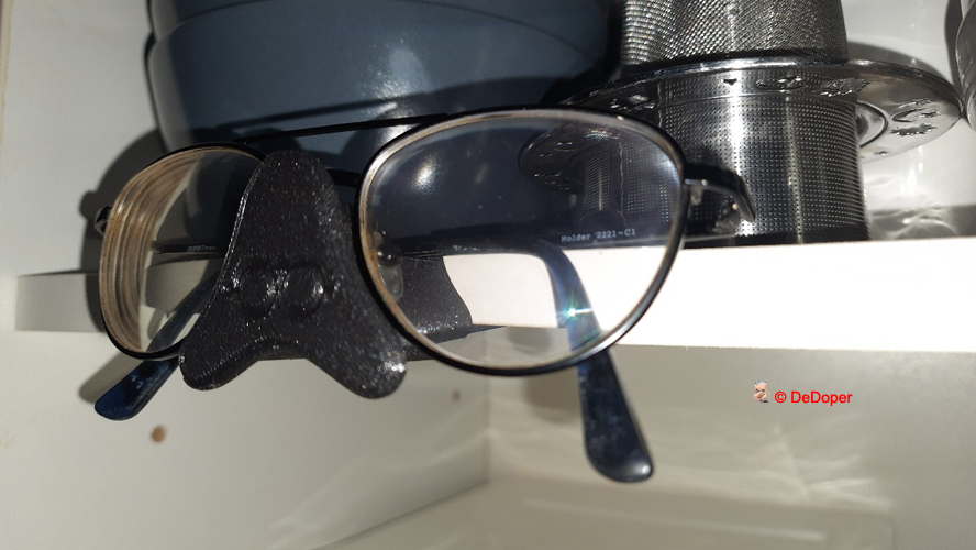 Eyeglass Holder for 16mm shelf by Dedoper Download free STL model