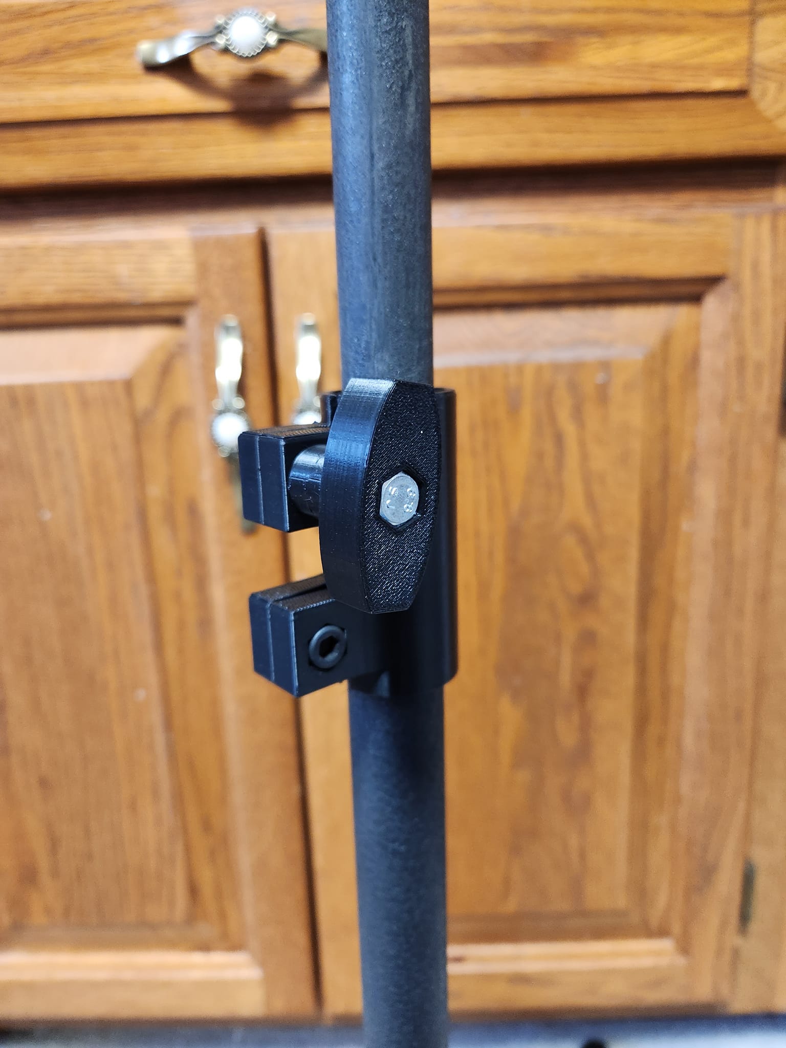 Hamilton Music Stand Central Tension Bracket by Rubix Download free STL model