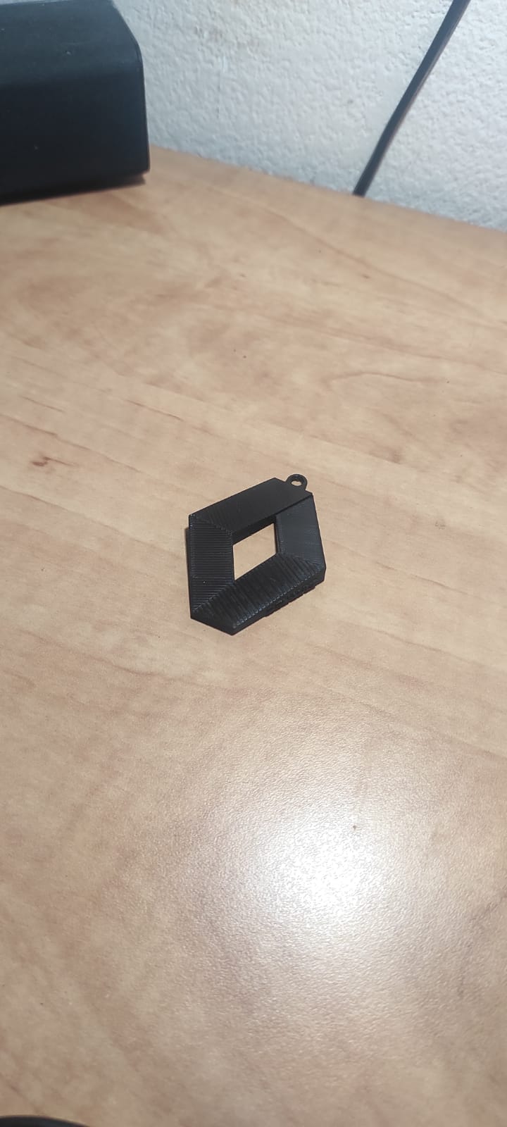 Miniatura 3 do modelo 3D Renault logo keychain