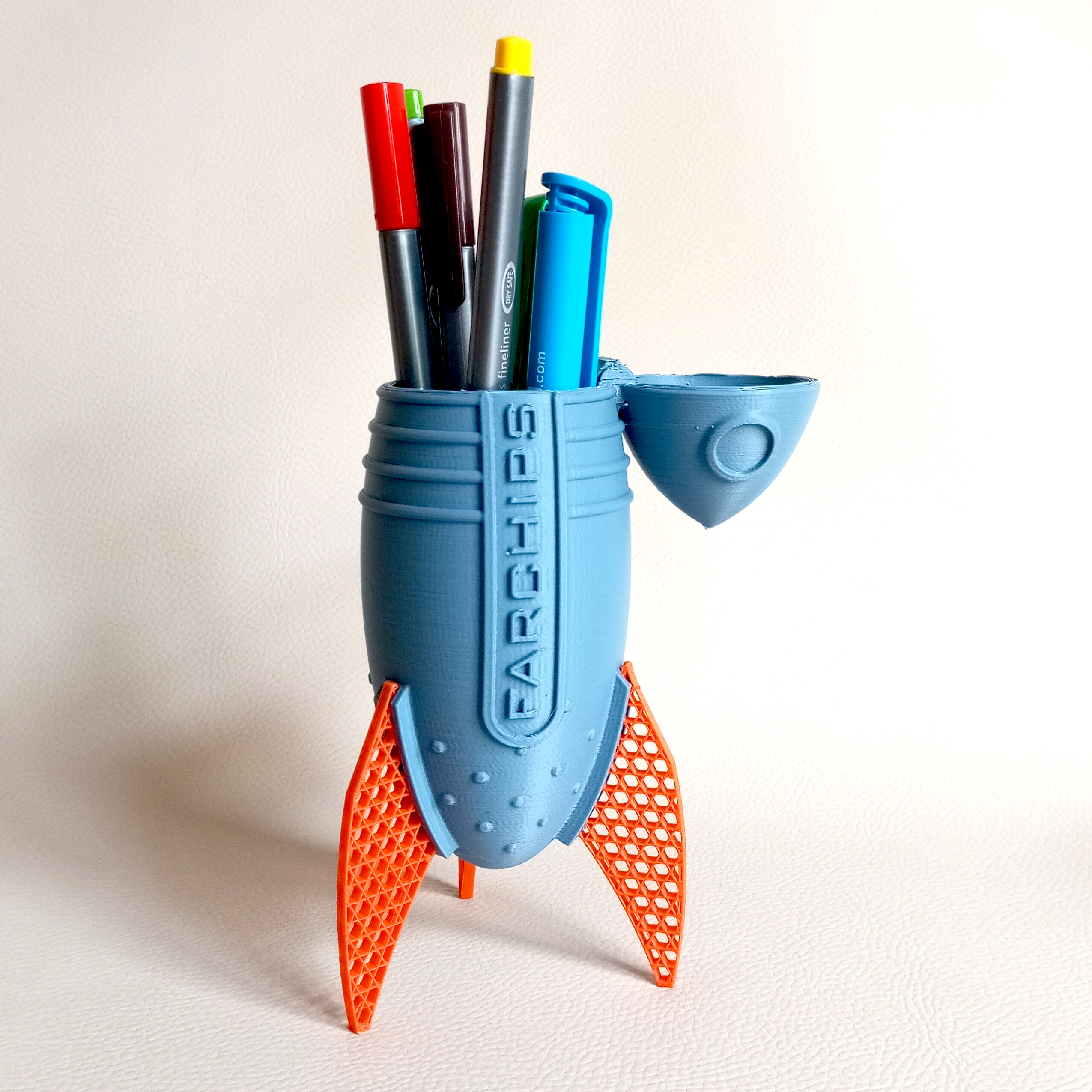 Fusée-pot à crayons Farchips