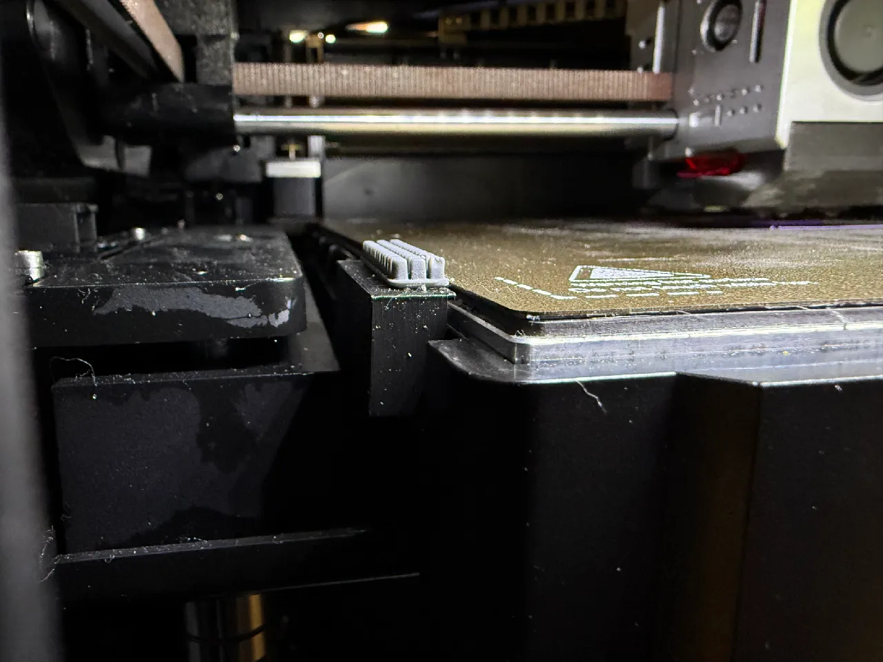 Qidi X-Max 3 Wiper Block by ttoadd | Download free STL model