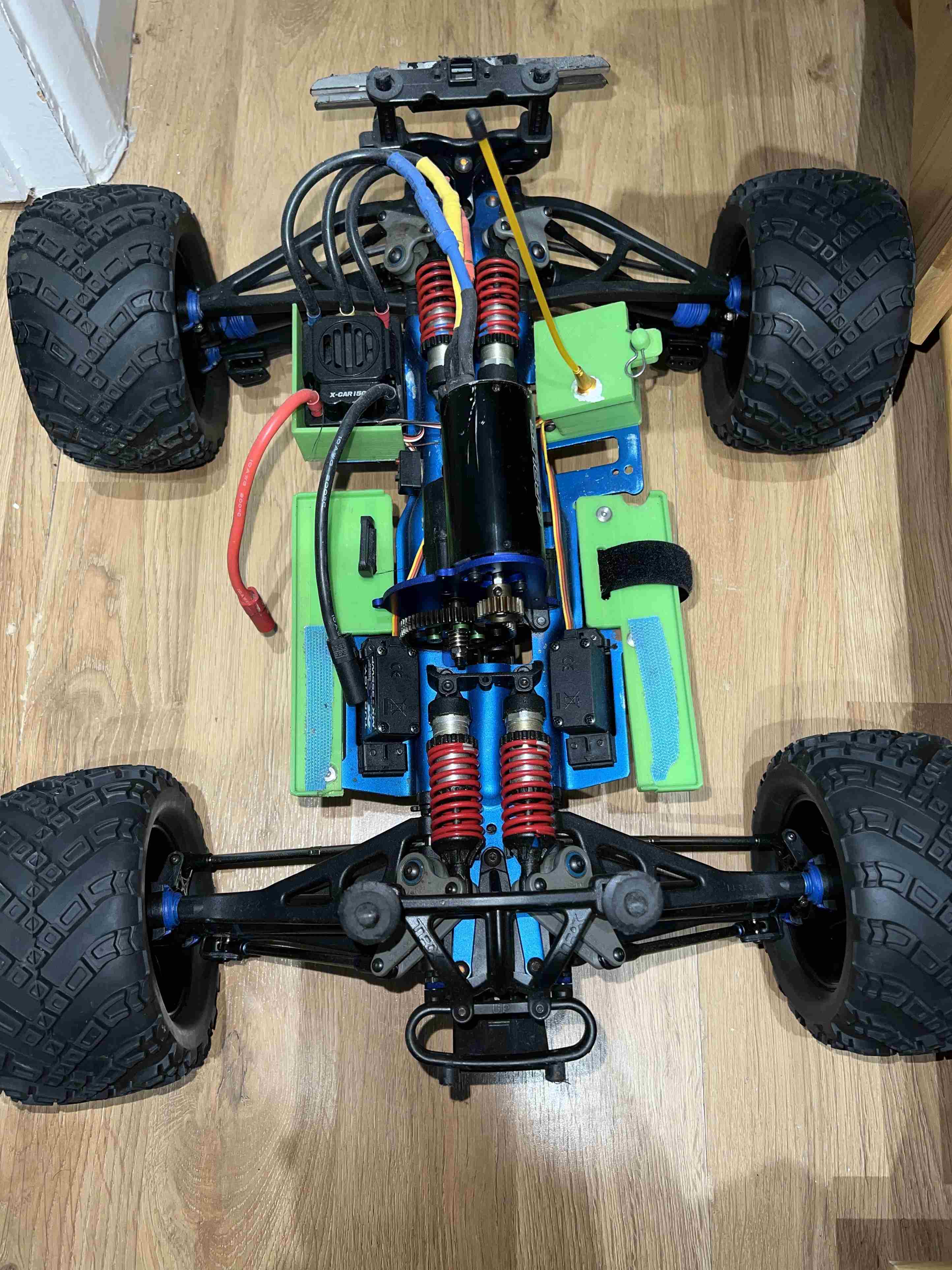 TRAXXAS REVO 3.3 Conversion kit by mathewloki Download free STL model
