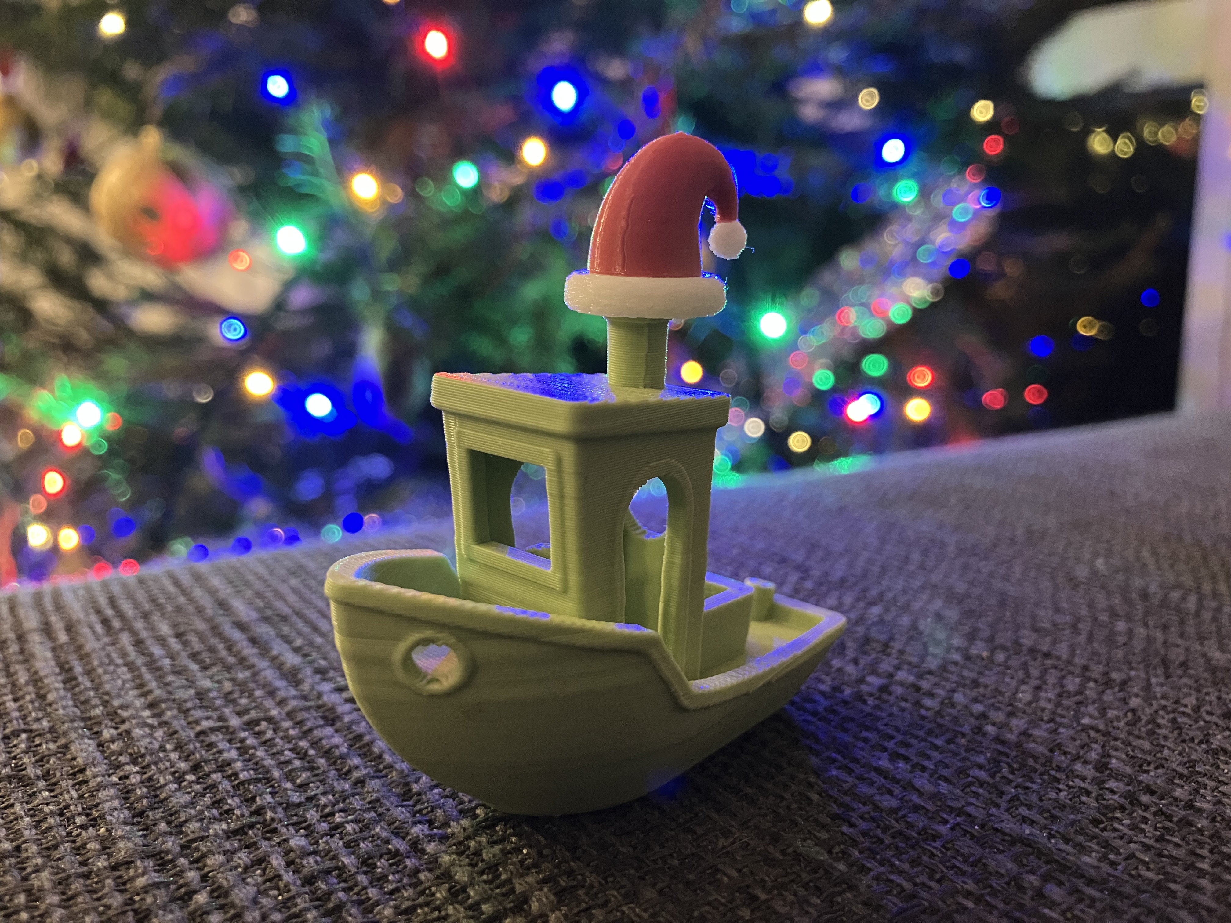Santa Hat for all your Benchys!