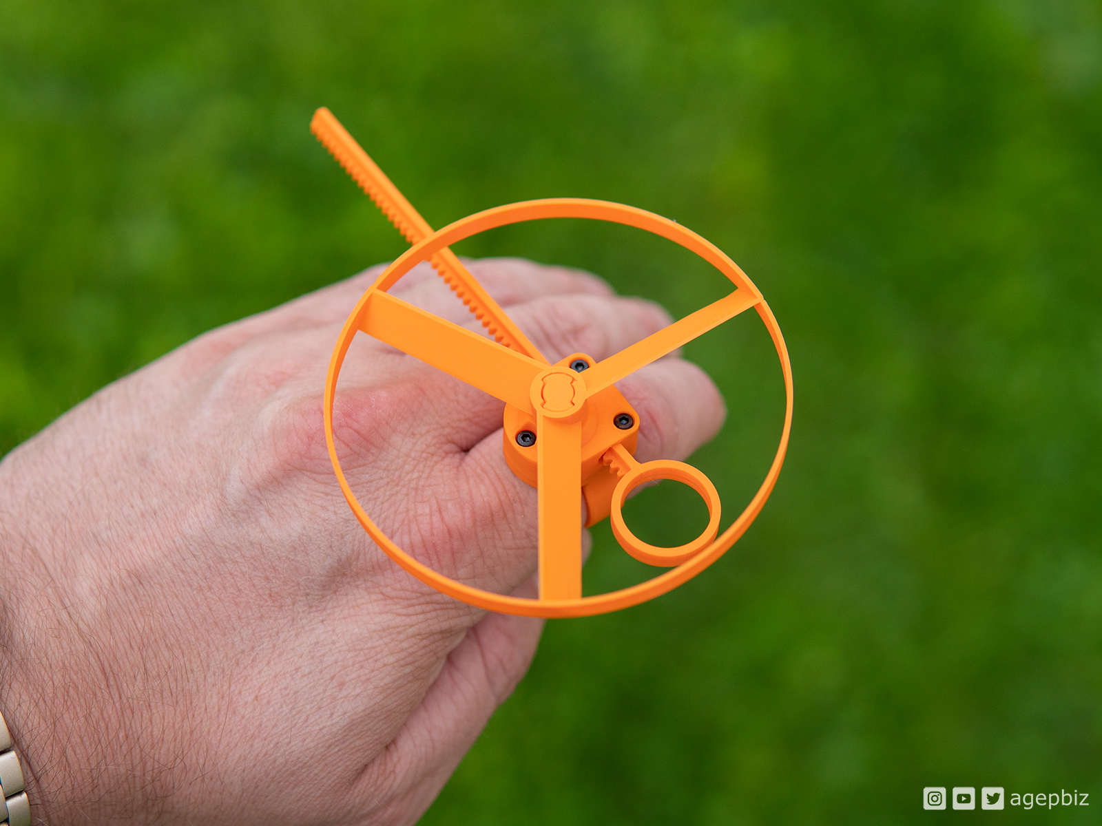 Miniatura 6 do modelo 3D Pull Copter Finger Ring