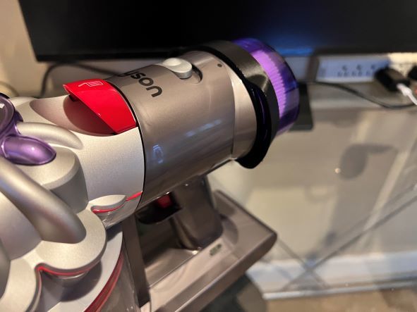 Dyson V8 Exhaust Diverter