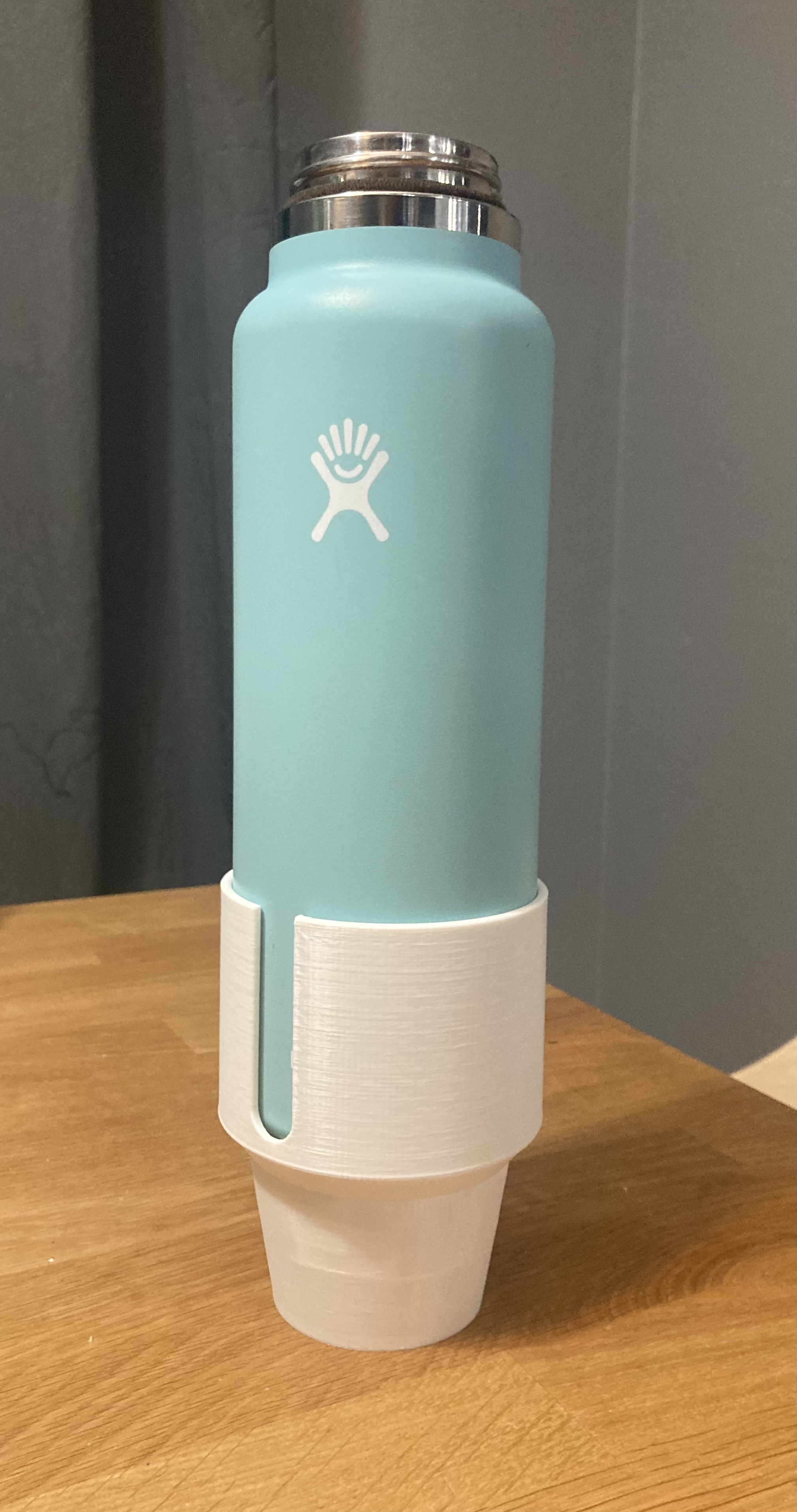 STL file Hydroflask cupholder adapter 🛞・3D printable model to  download・Cults