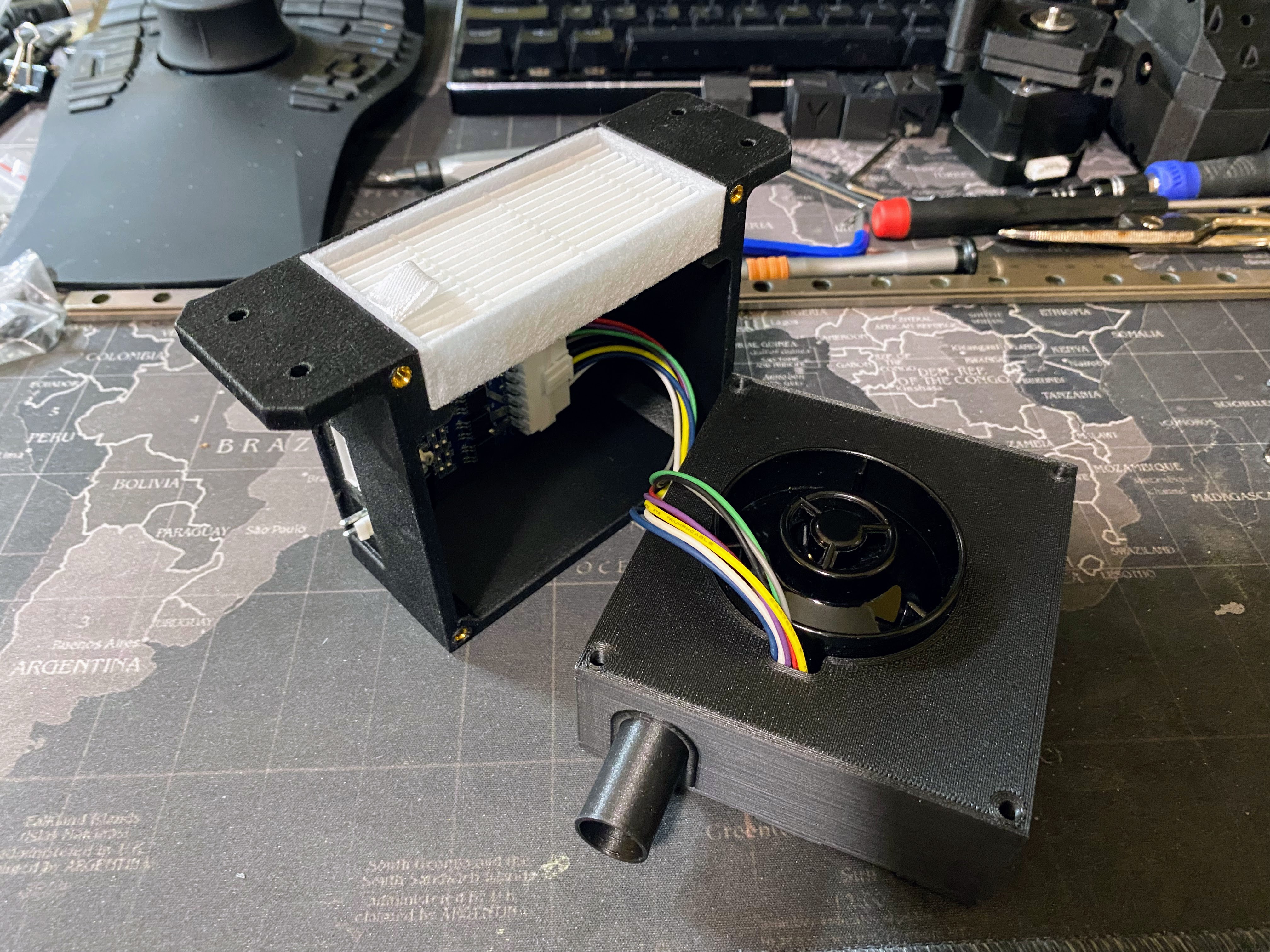 RatRig V-Core WS7040 CPAP Fan Shelf Mount by Dan Cernogorsky | Download ...