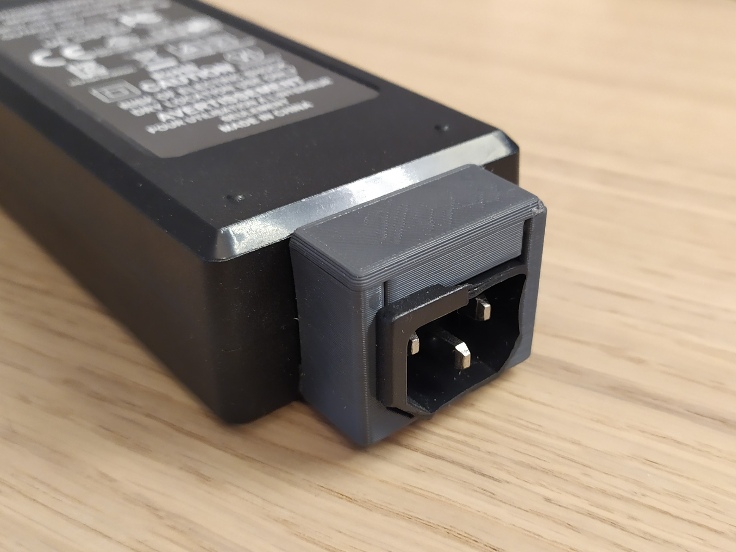 Broken power supply fix by György Balássy Download free STL model