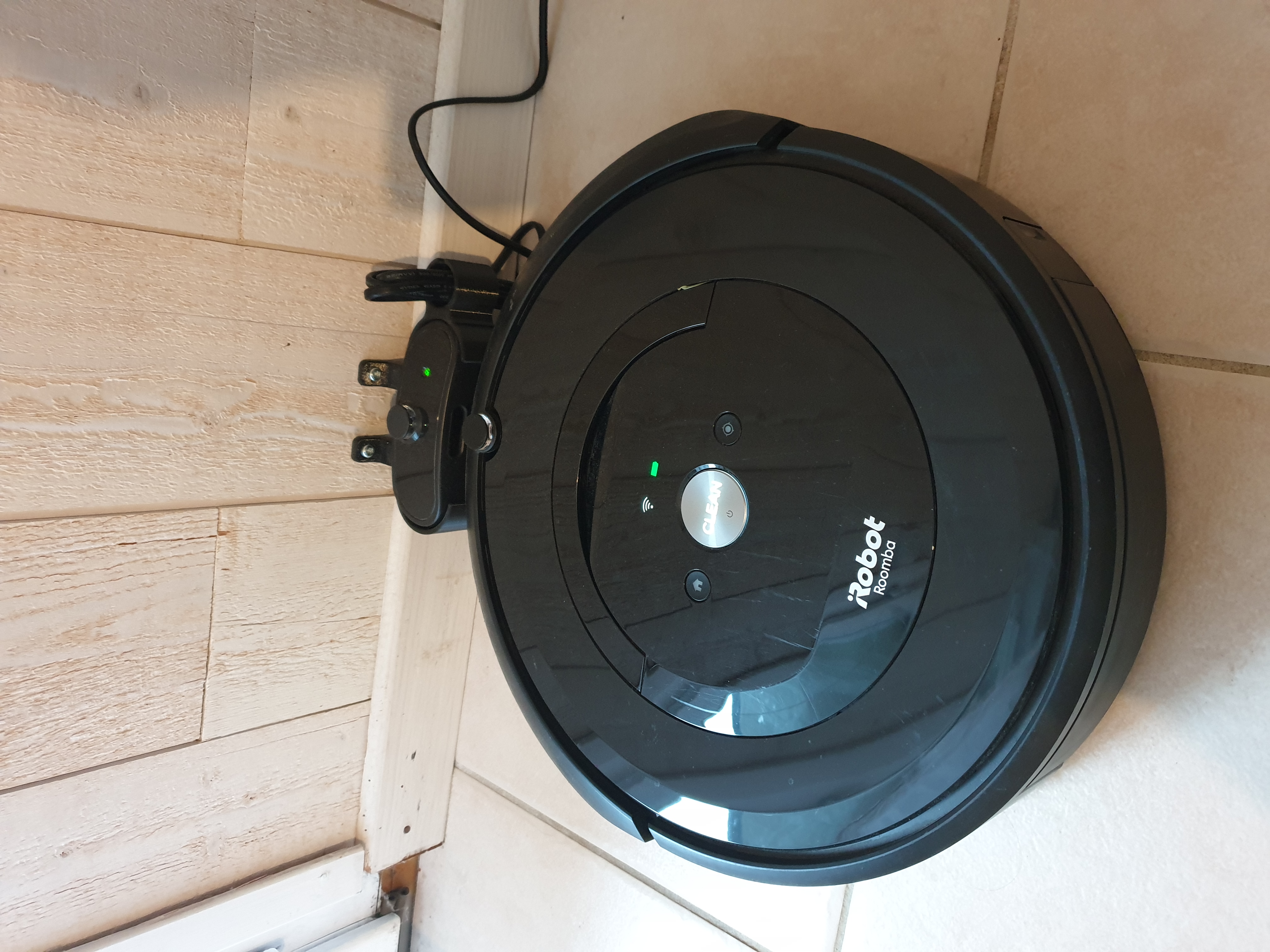 Irobot base holder