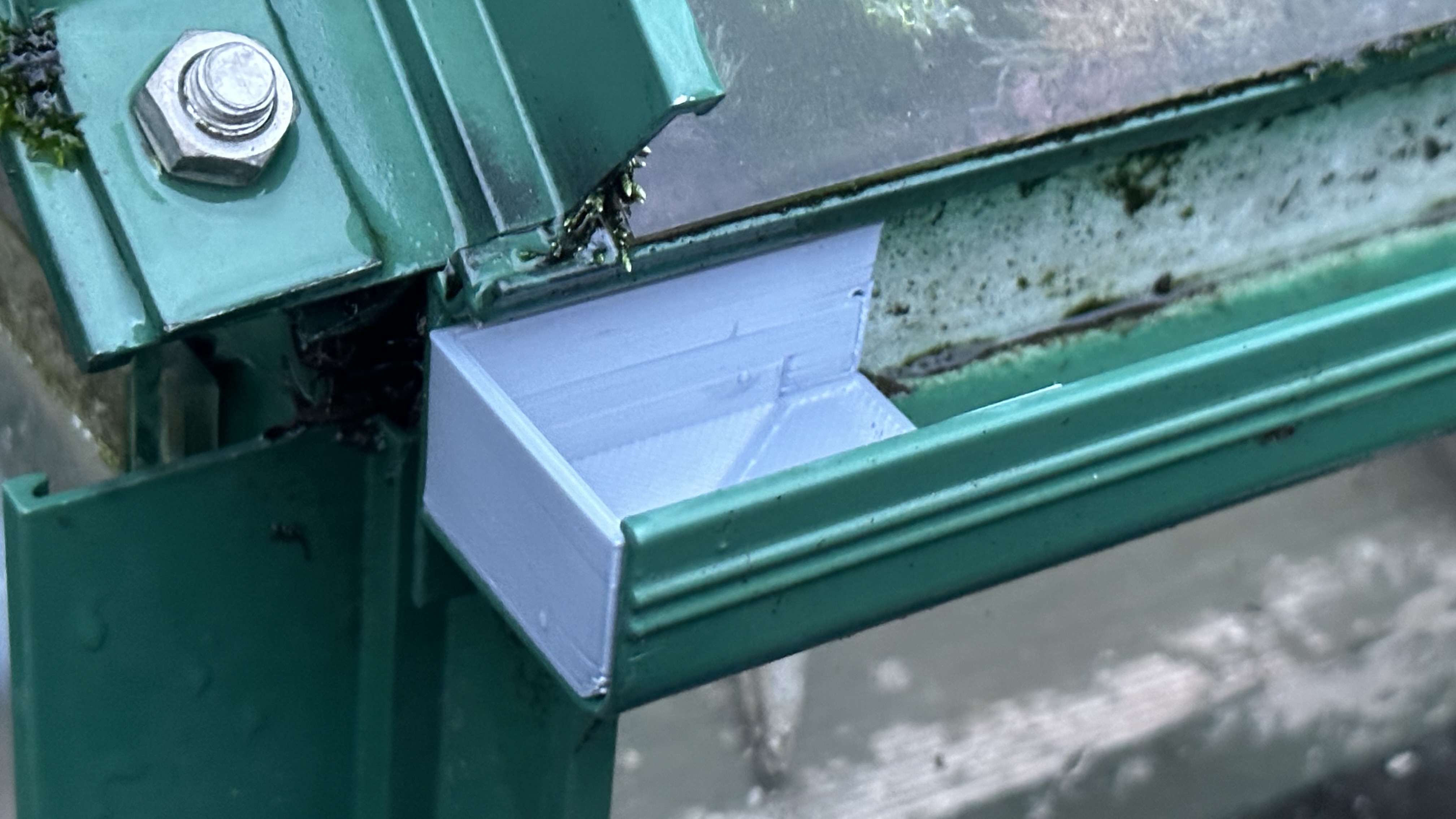 Rain Gutter Downpipe and Endstop fittings for B&Q Greenhouse by rhencullen Download free STL