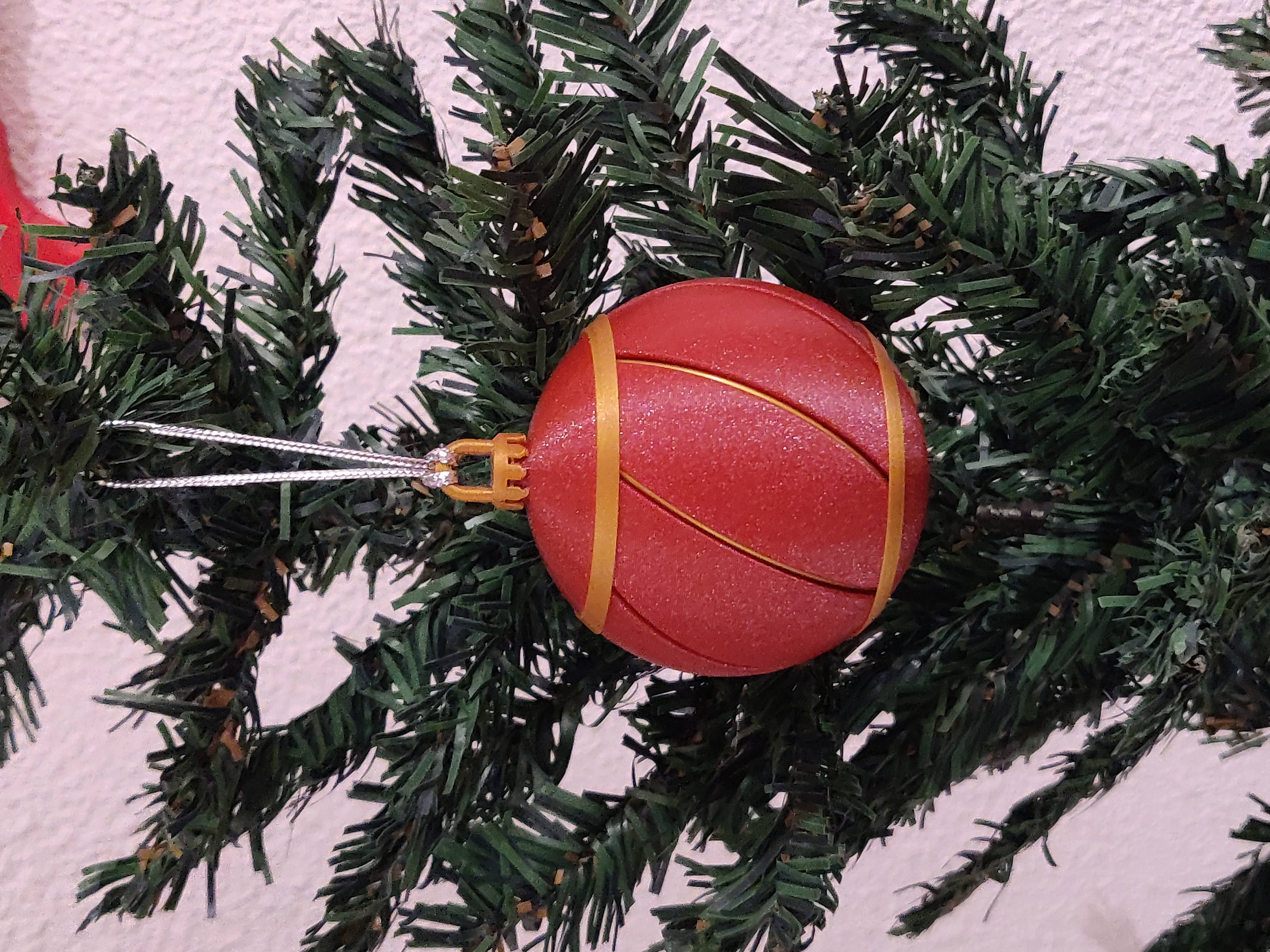 Christmas Tree Ball Filament Edition