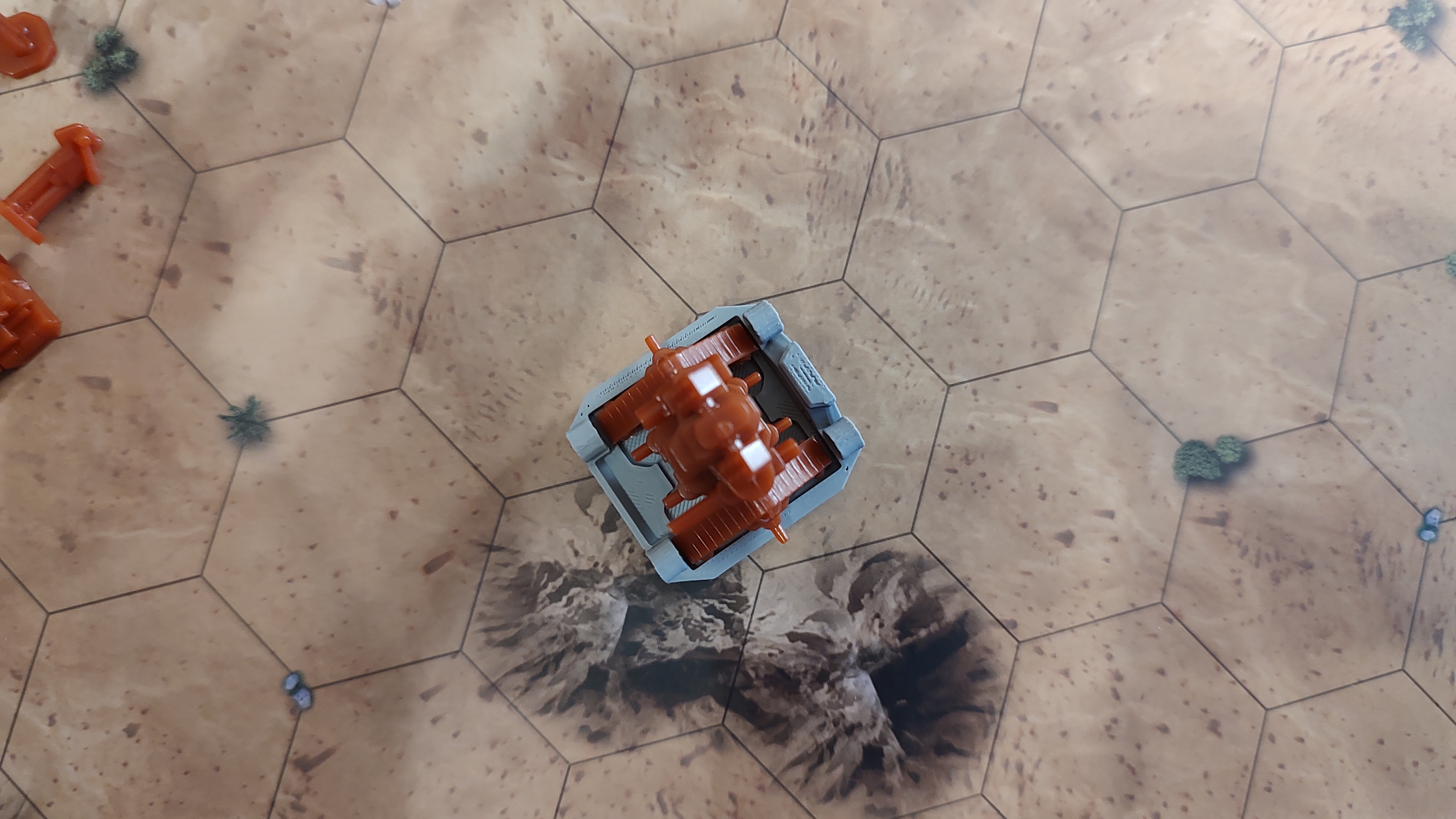 Dominate & Delegate Hovercraft — miniatura 12