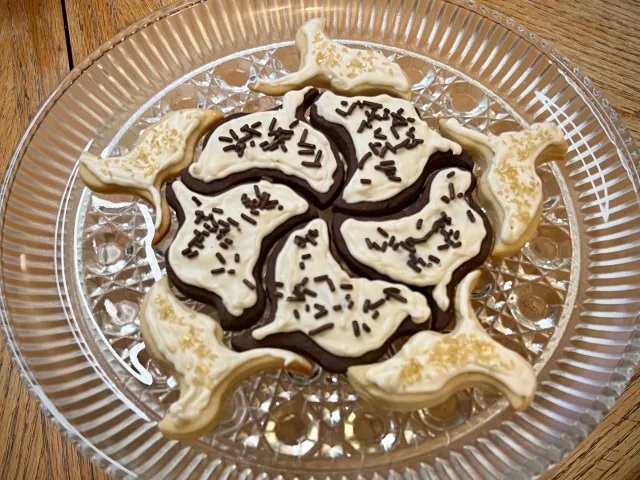 Pretty Penrose tessellation cookie cutters