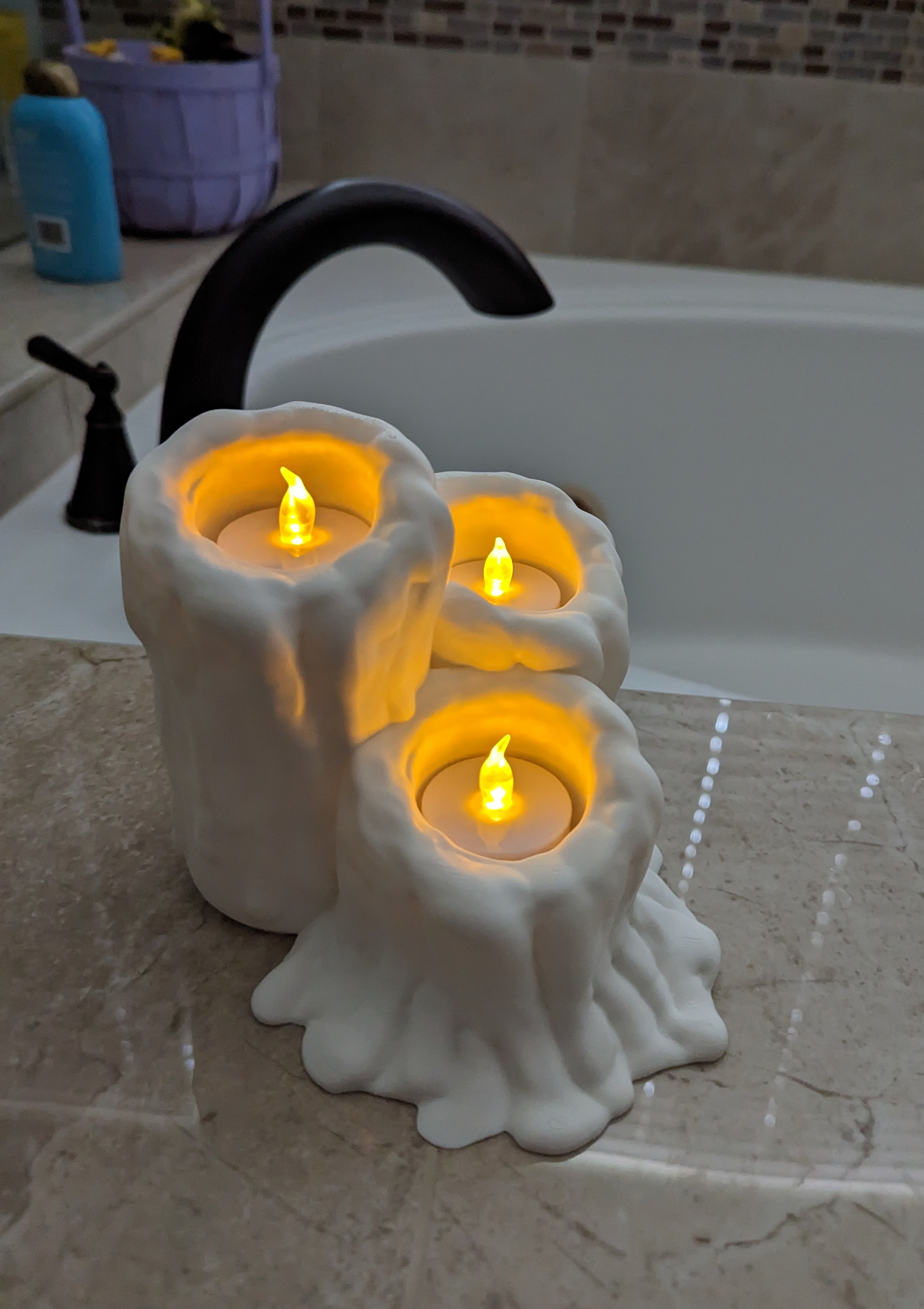 Melting Candles Tea Light Holder Da Oak Scarica Il Modello STL melting-candles-tea-light-holder-da-oak-scarica-il-modello-stl