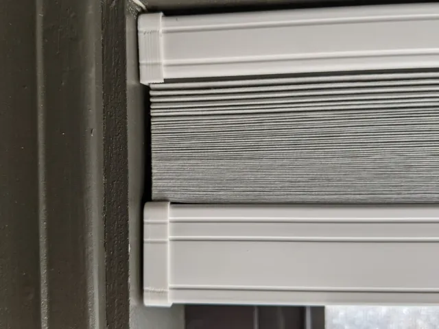 Cellular shade headrail and bottom rail end caps
