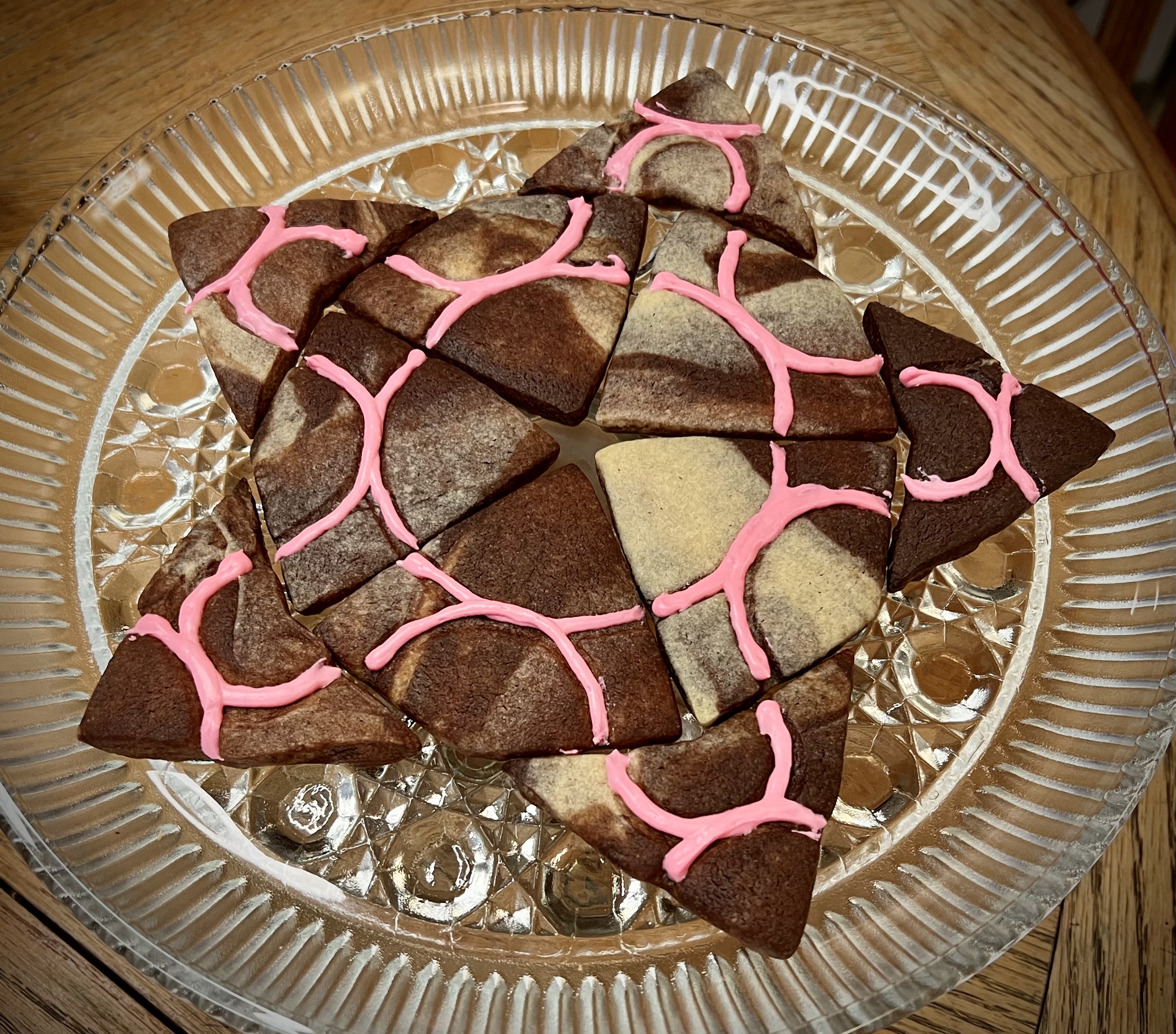 Penrose tiling P2 tessellation cookie cutters