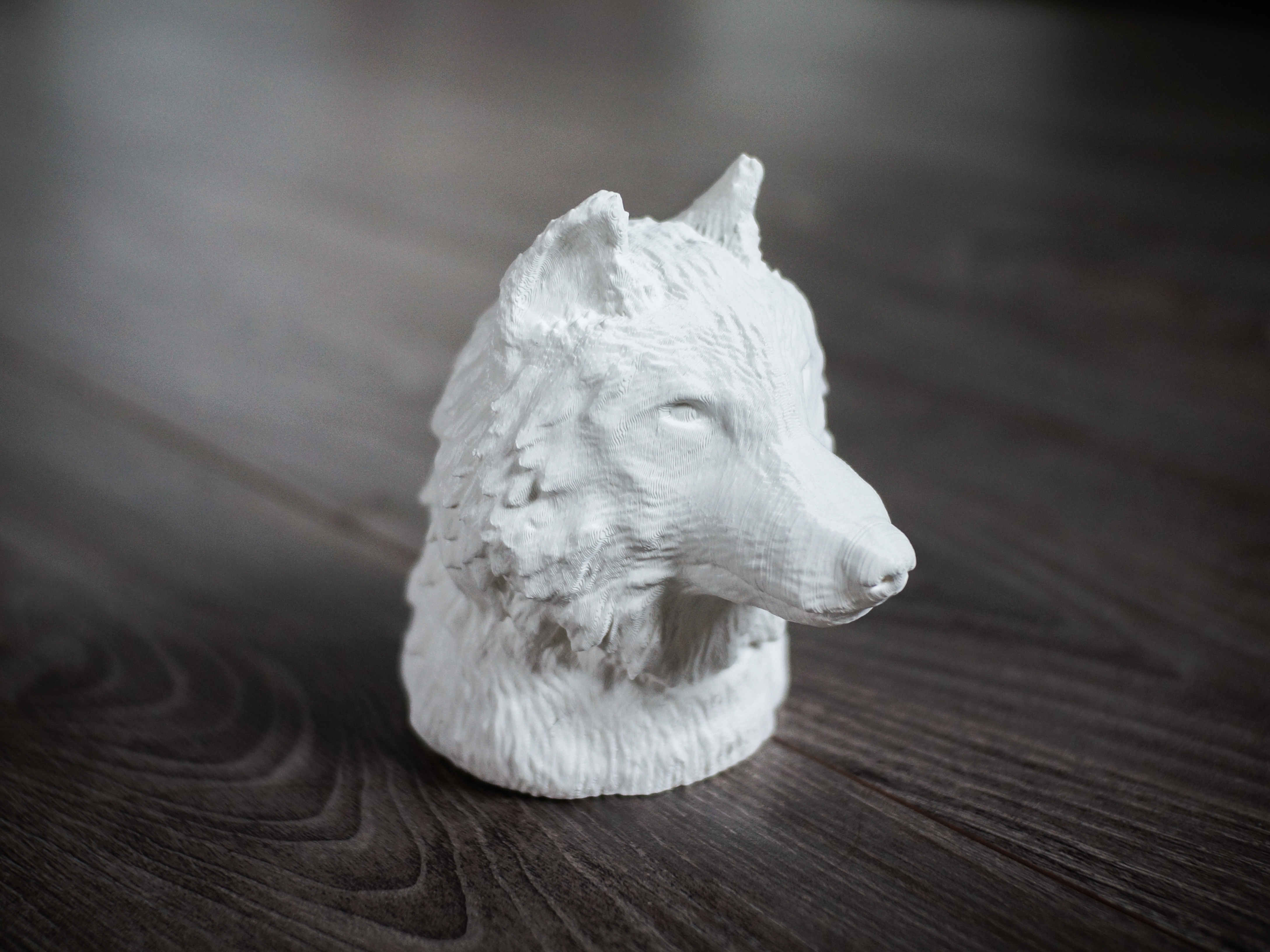 Miniatura 2 do modelo 3D Wolf Bust with Base (狼)