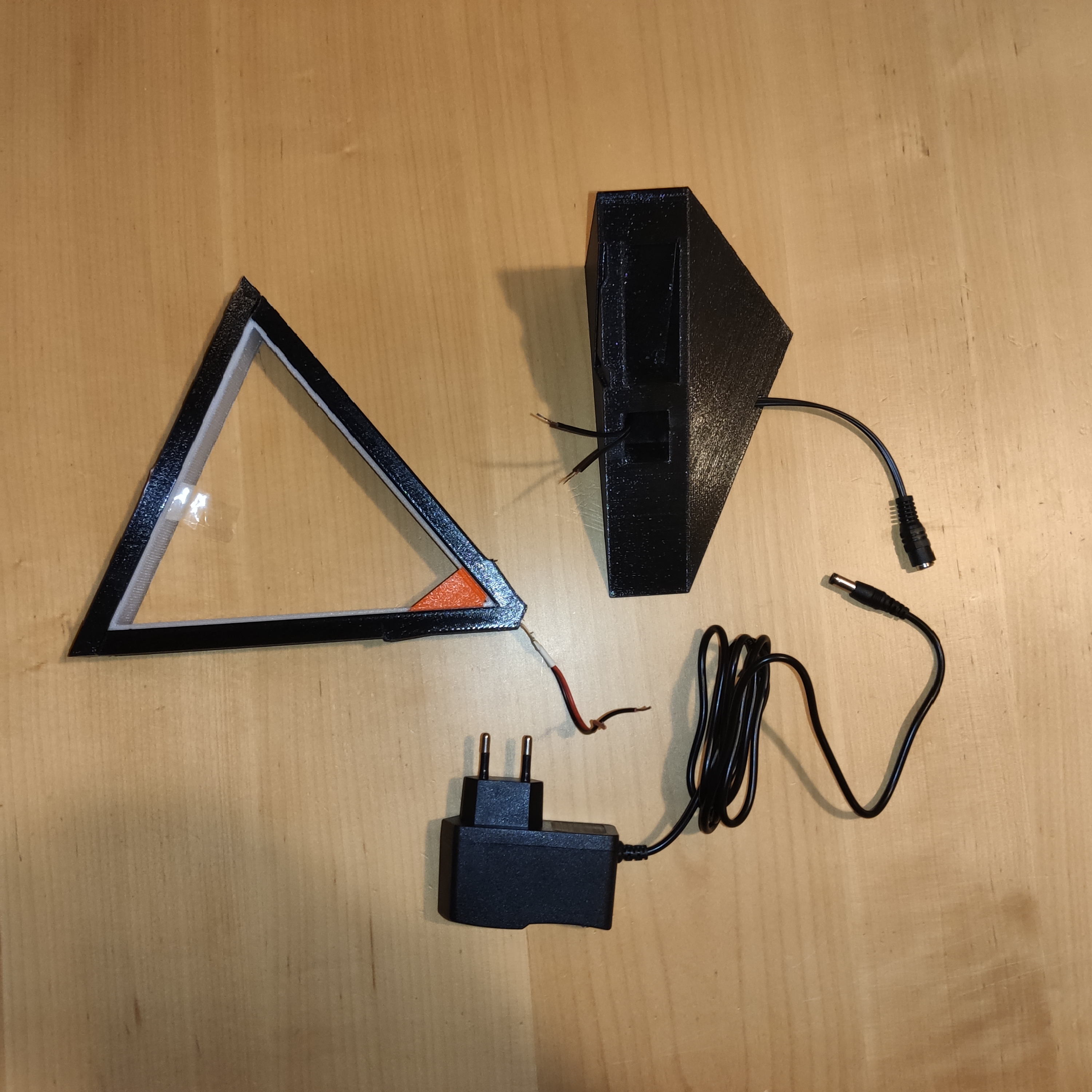 Miniatura 15 do modelo 3D Triangle Lamp