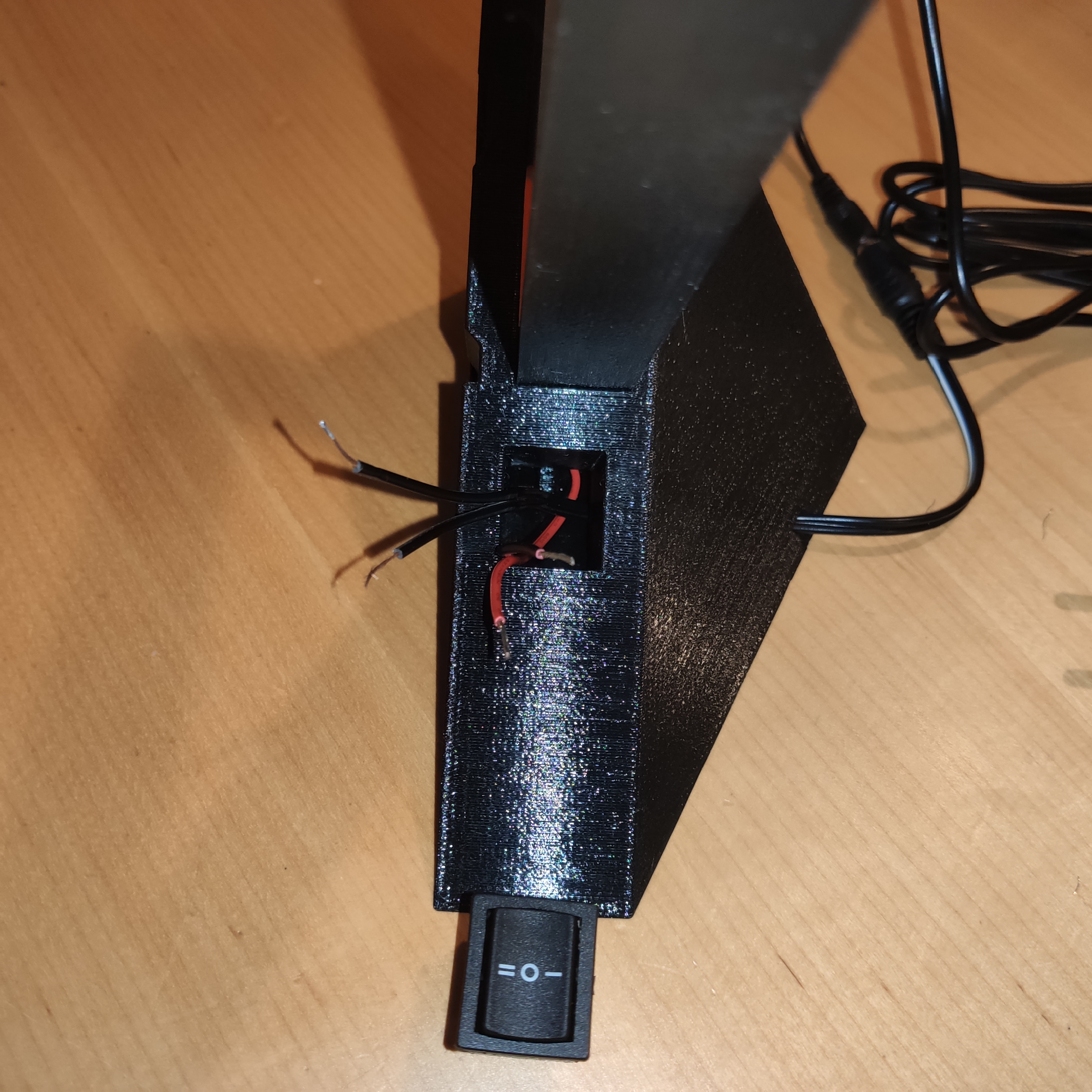 Miniatura 4 do modelo 3D Triangle Lamp