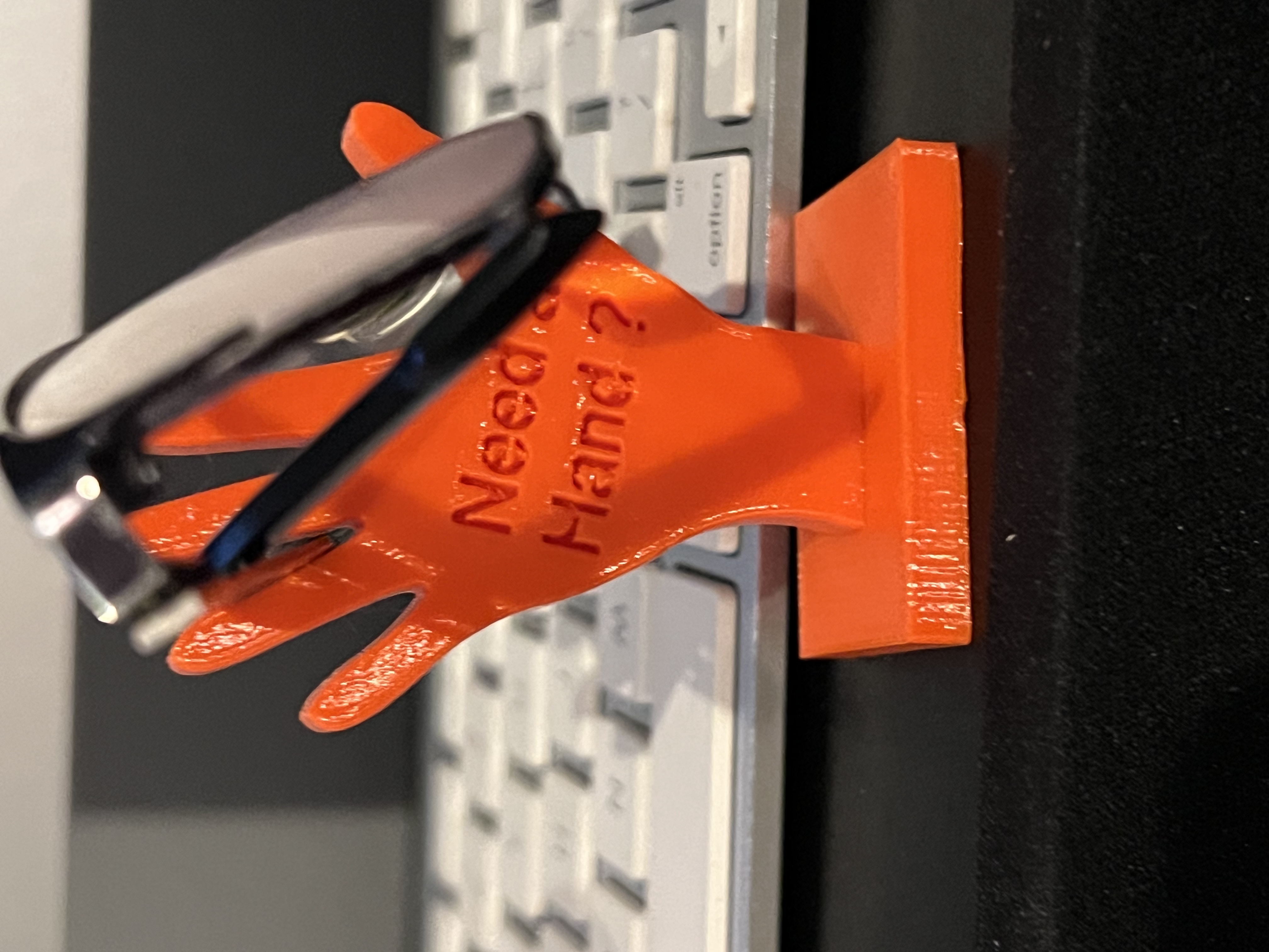 Need A Hand holder by Tom Anderson (The Real NEO) Download free STL