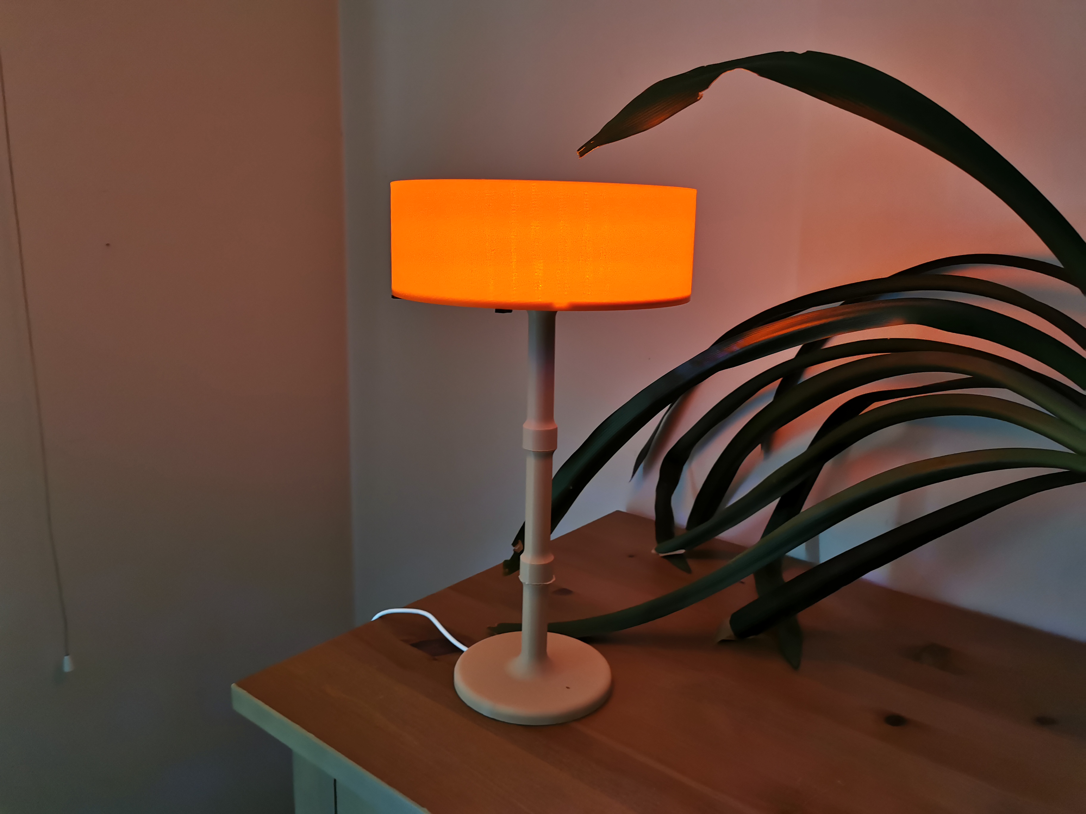 Miniatura 5 do modelo 3D Upcycling Table Lamp