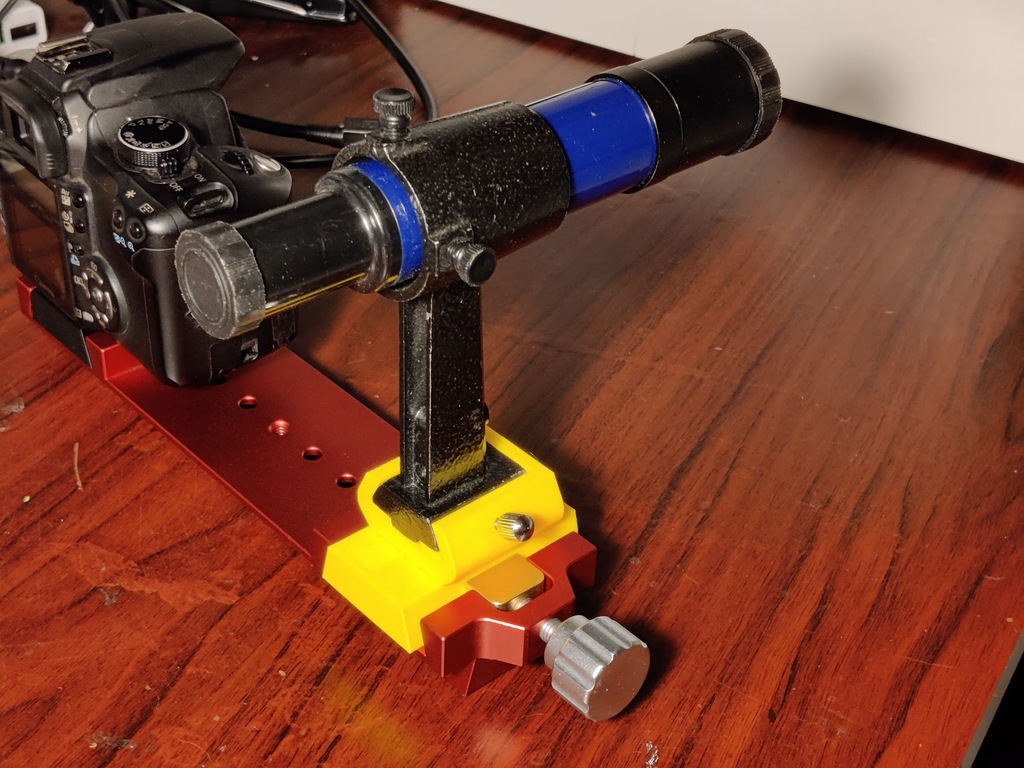 Vixen-style dovetail adaptor for finder scope