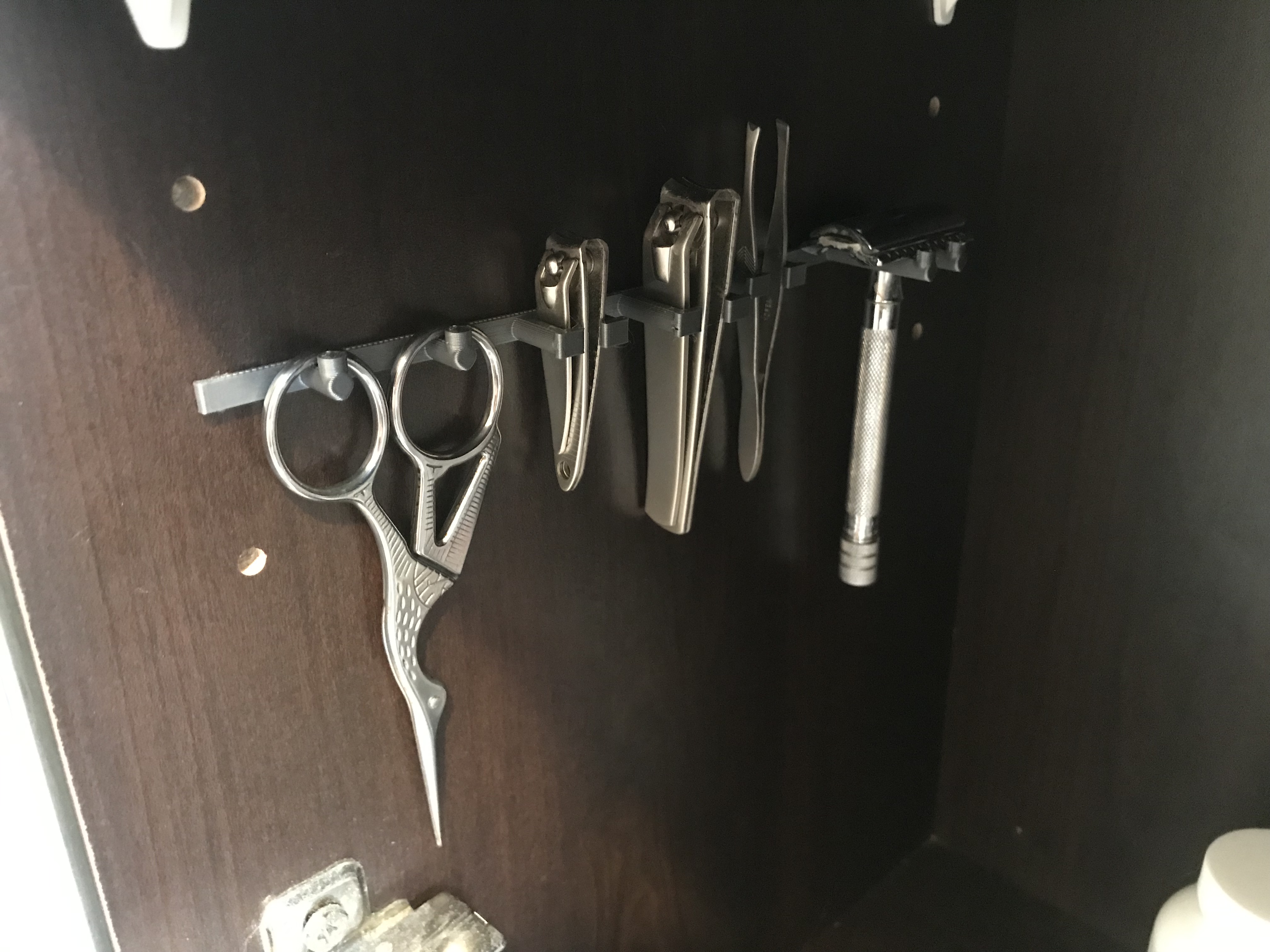 Cupboard Peg Toiletry Hooks