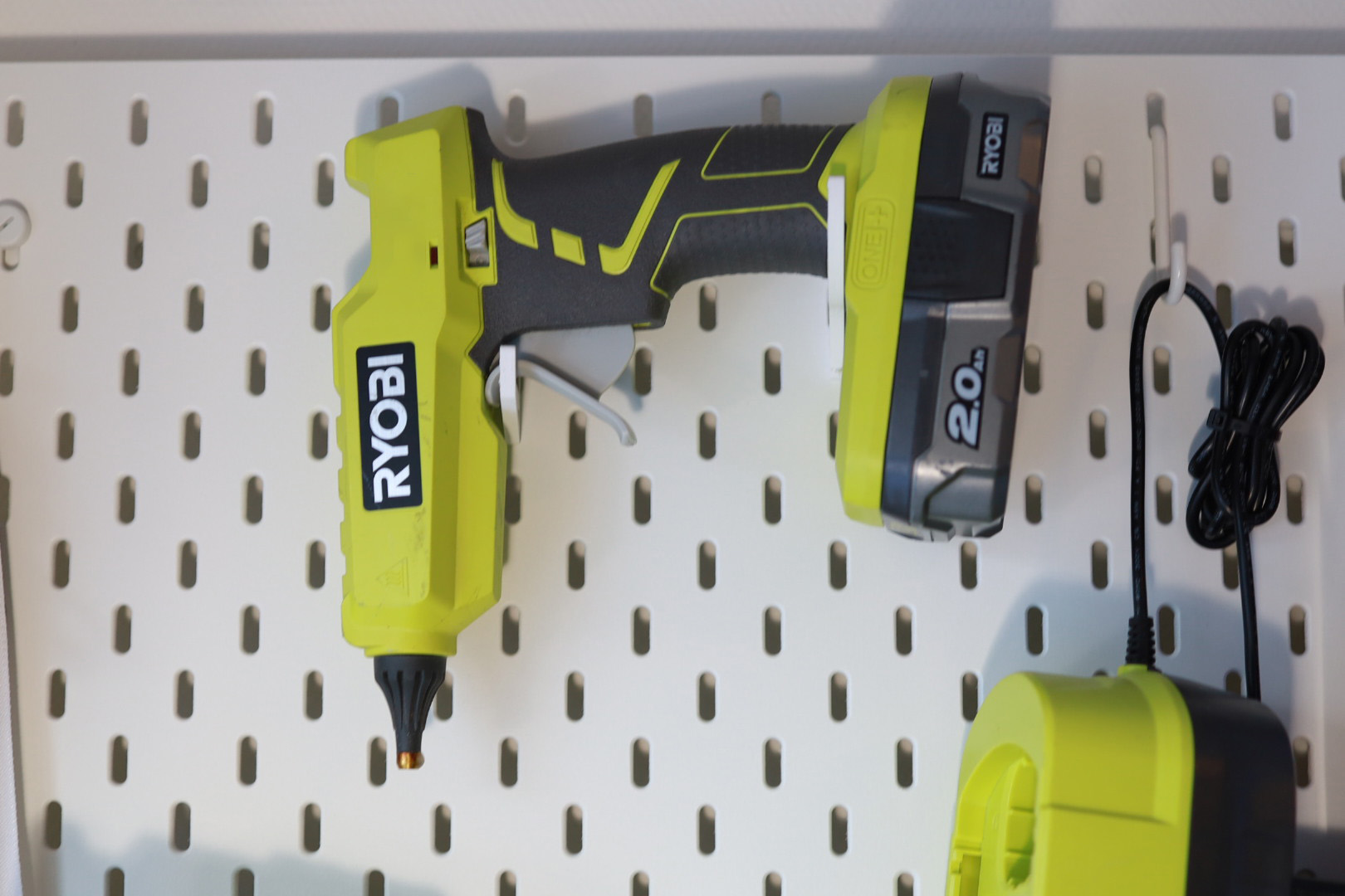Ryobi Glue Gun IKEA Skådis Holder
