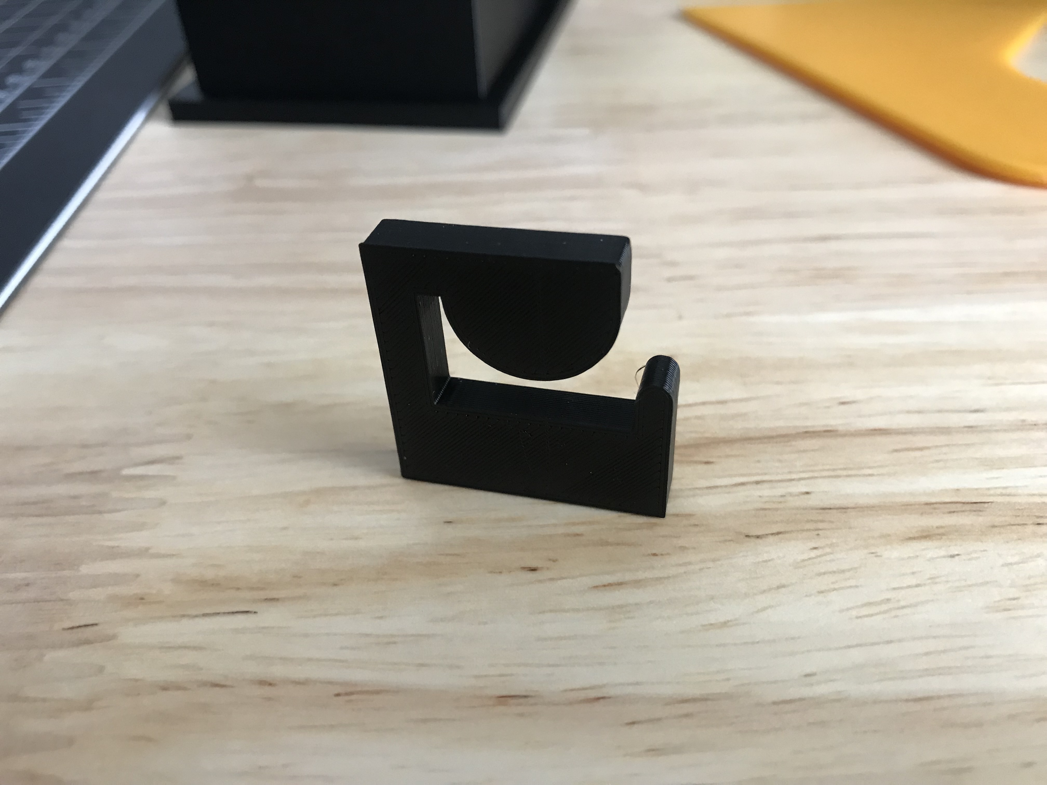 Miniatura 5 do modelo 3D Husky Workbench Hooks