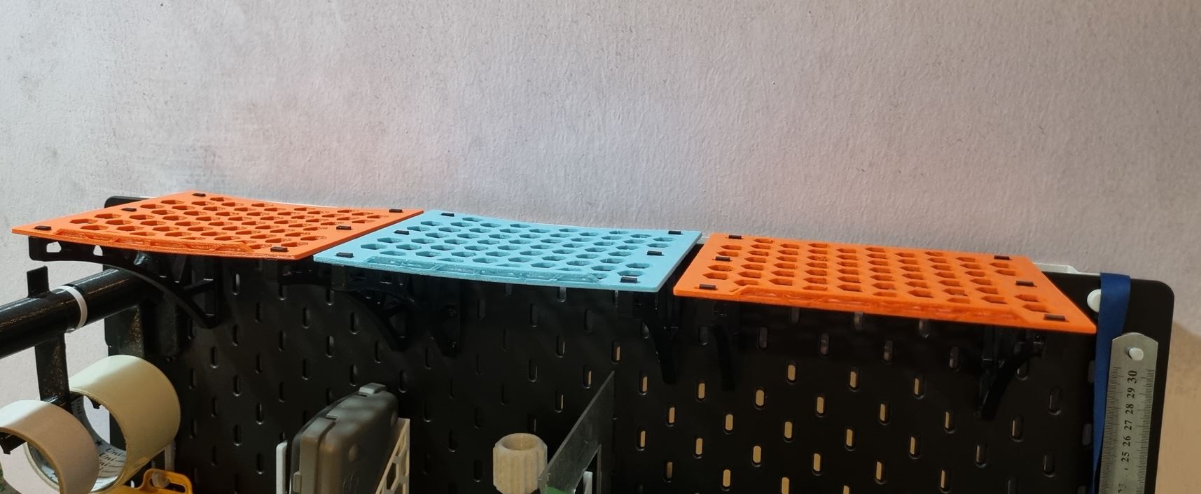 Pegboard Display Shelf (Skadis)