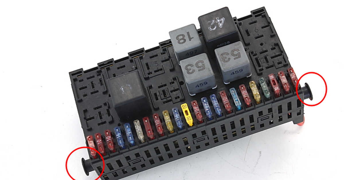 VW Fuse Box Lock by Erwin Download free STL model