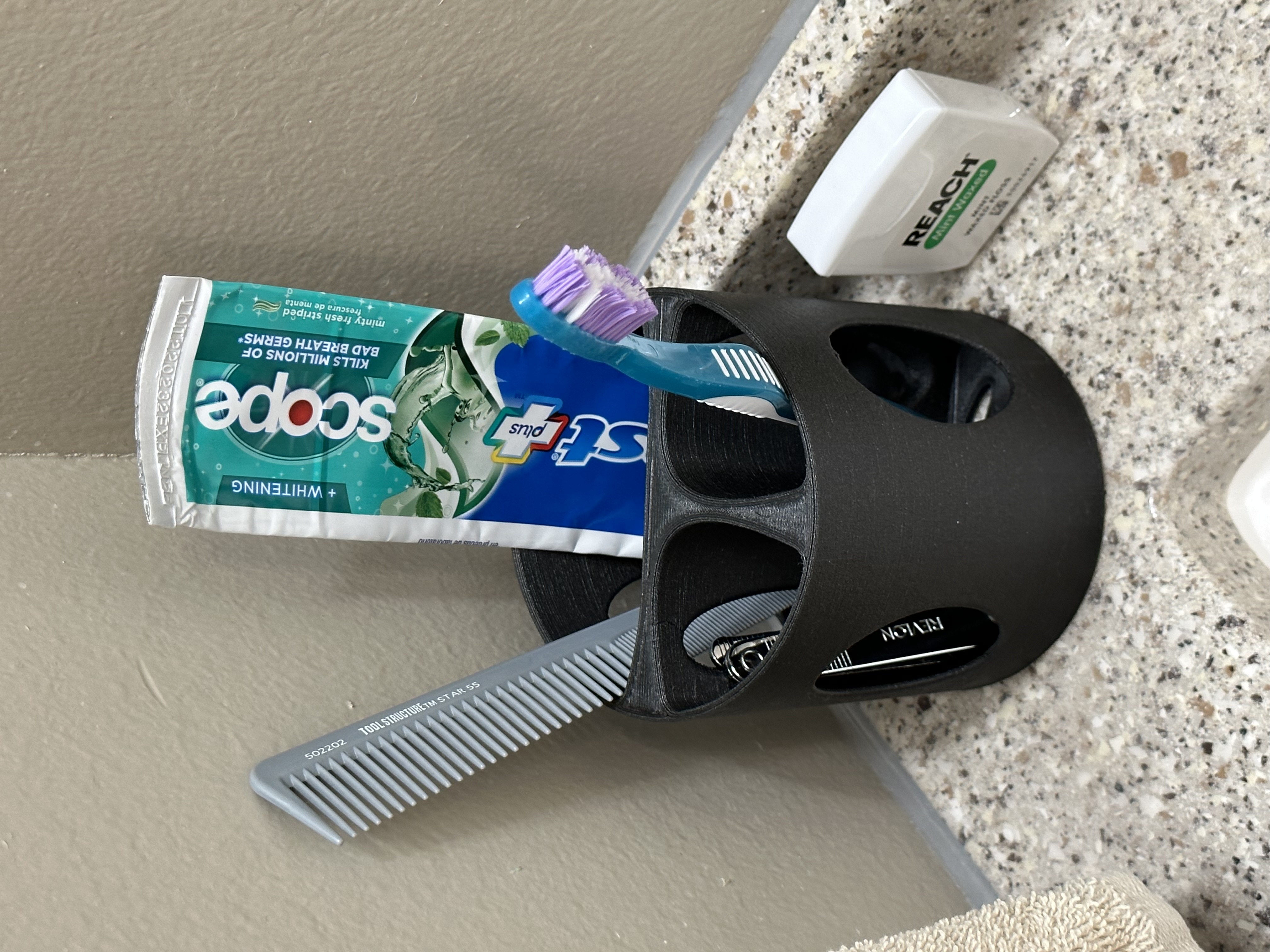Modified toothbrush holder by Dutchcolonial