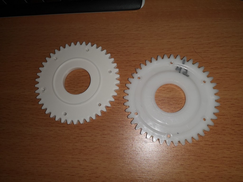 Gear vor Silvercrest SAS 150 B2 bread machine / Zahnrad für