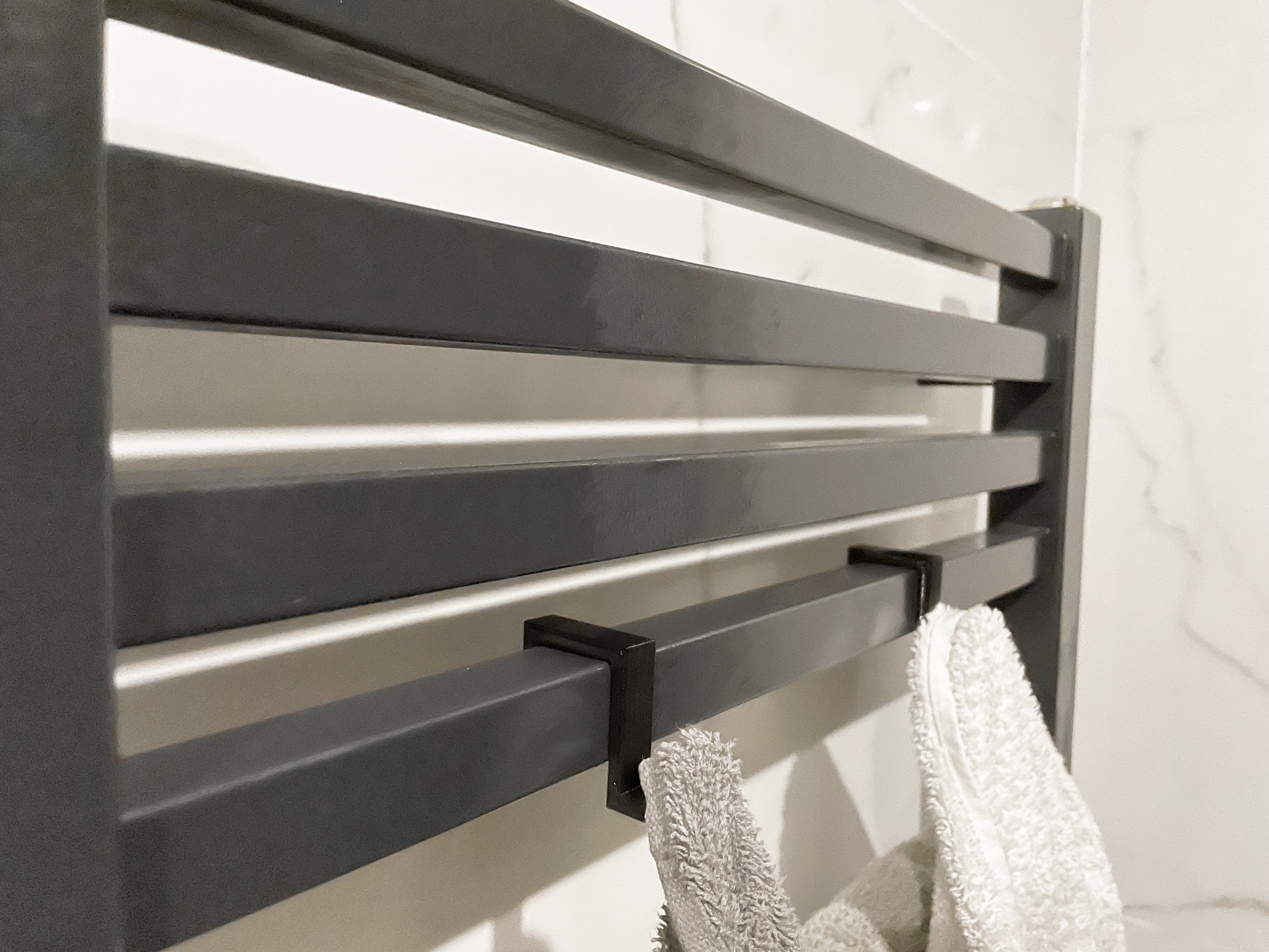 Square bathroom radiator hook