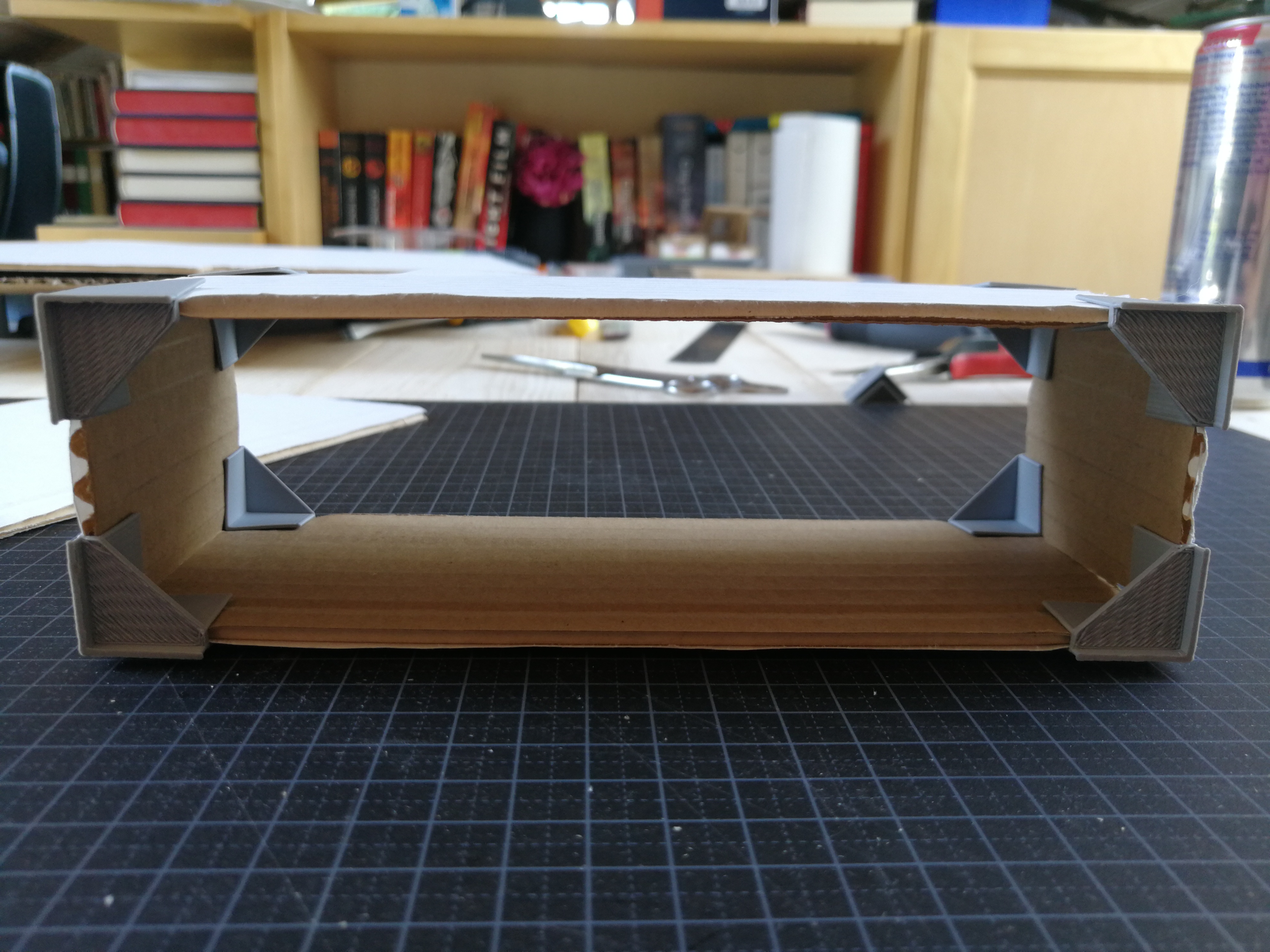Customizable packaging with Corner Brackets — thumbnail 6