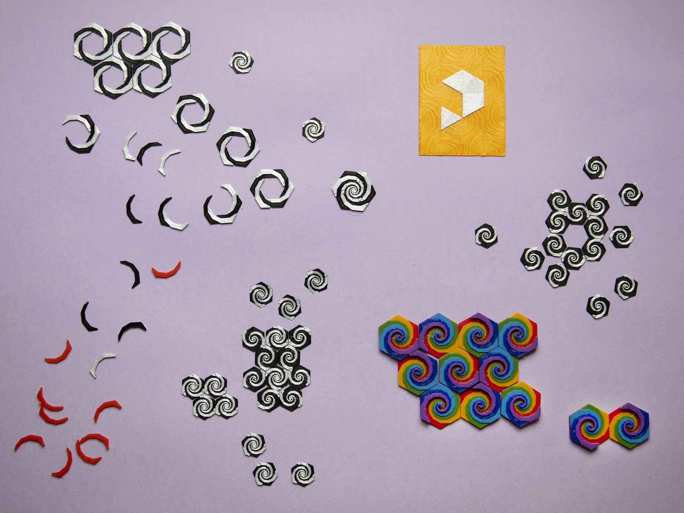 Miniatura 2 do modelo 3D Surface pattern: Spiral Hexagon (Customizable OpenSCAD)