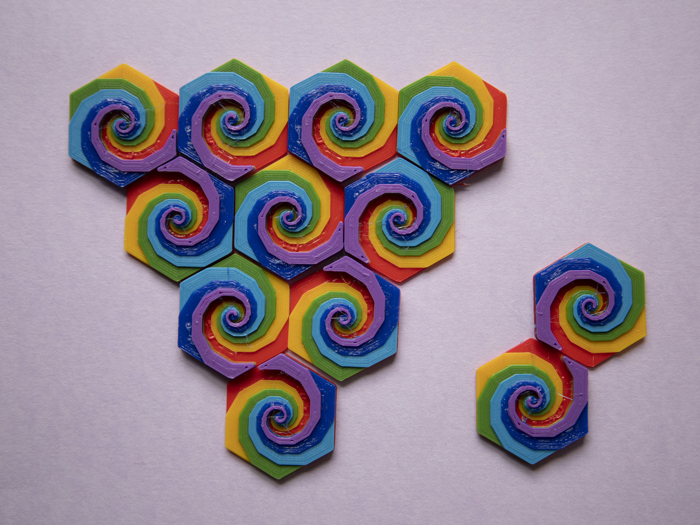 Miniatura 5 do modelo 3D Surface pattern: Spiral Hexagon (Customizable OpenSCAD)