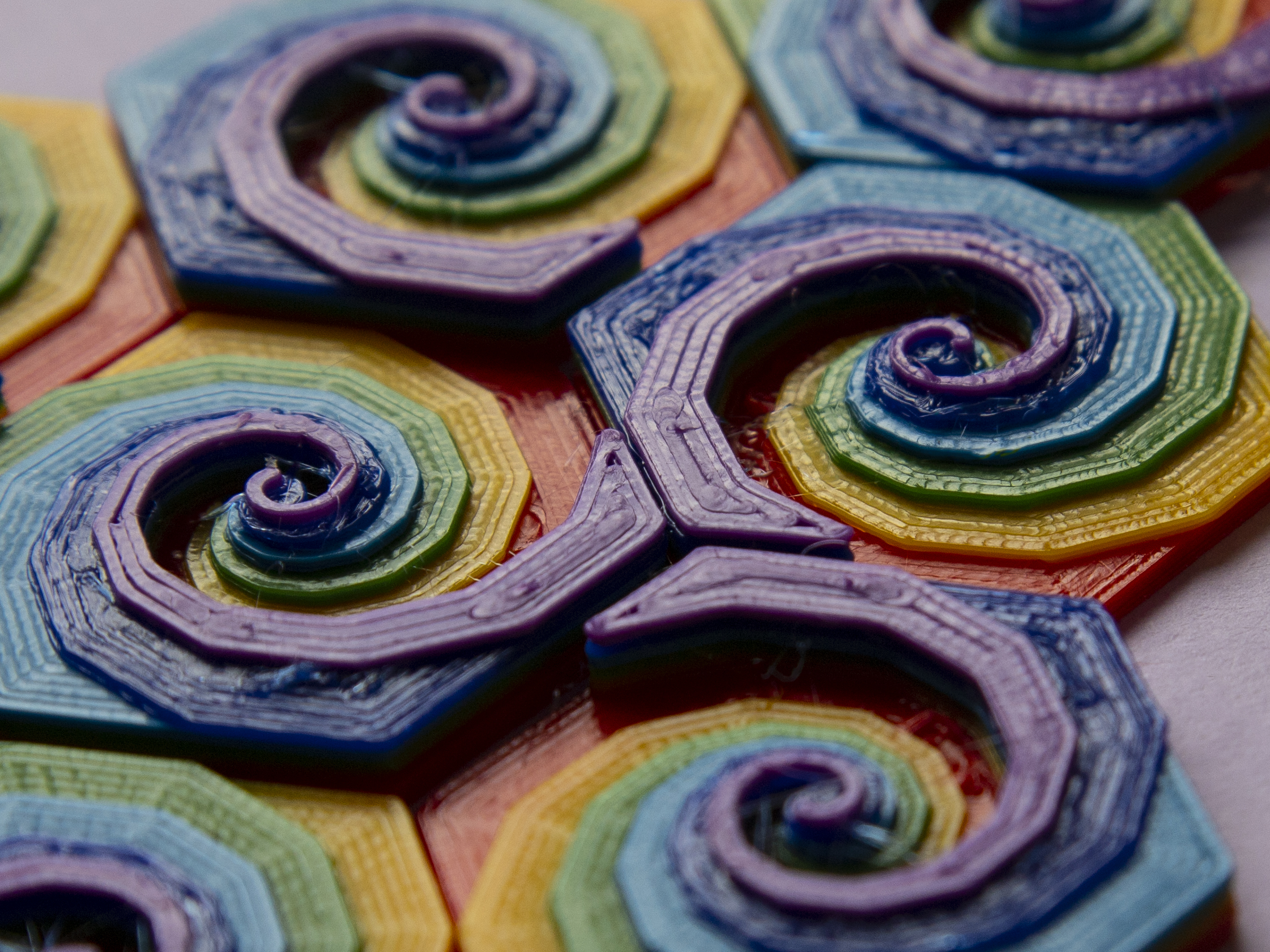 Miniatura 8 do modelo 3D Surface pattern: Spiral Hexagon (Customizable OpenSCAD)