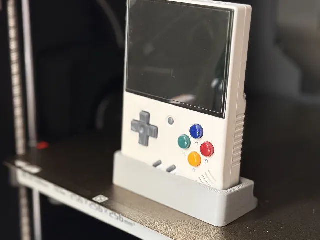 Miyoo Mini Plus stand