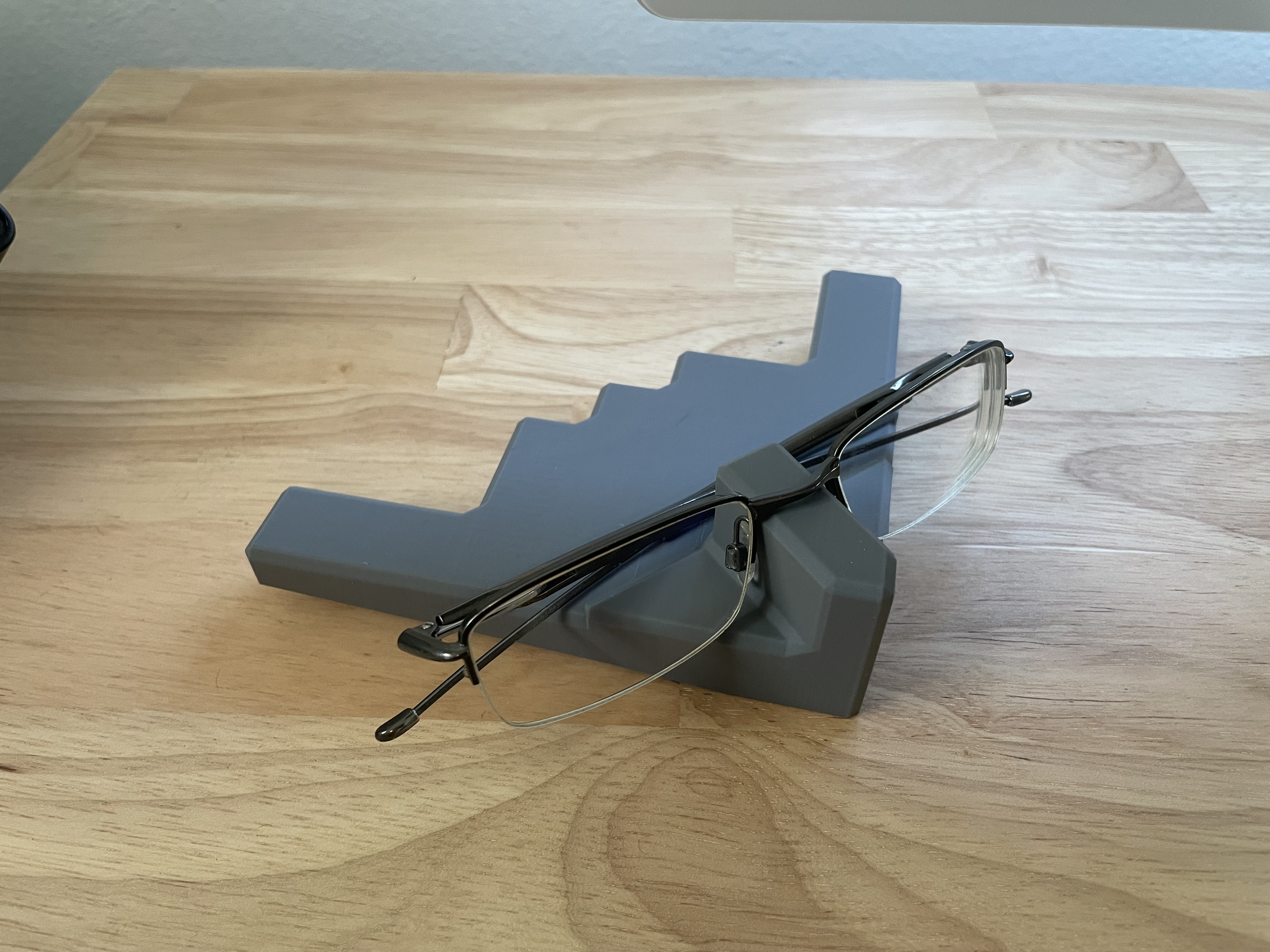 Glasses Holder - B2 Style