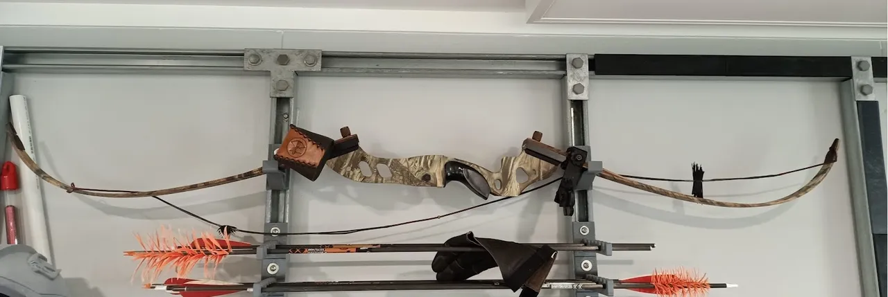 Compound Bow Storage