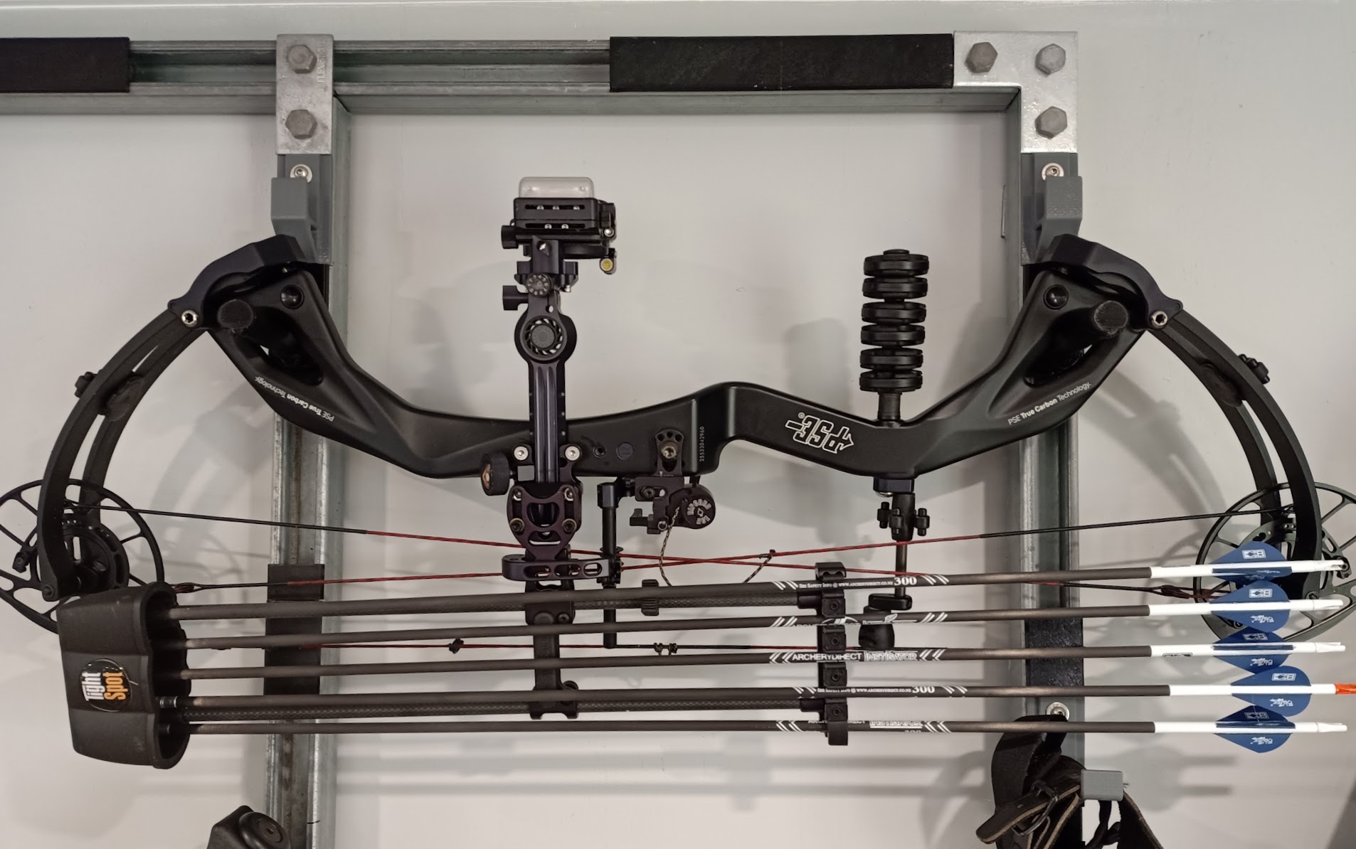 Unistrut compound bow holder by Matt Dudley Download free STL model