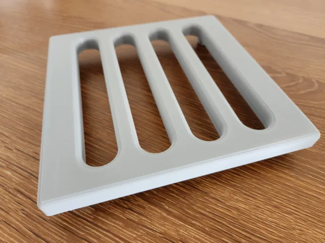 Raised Bucket Stand