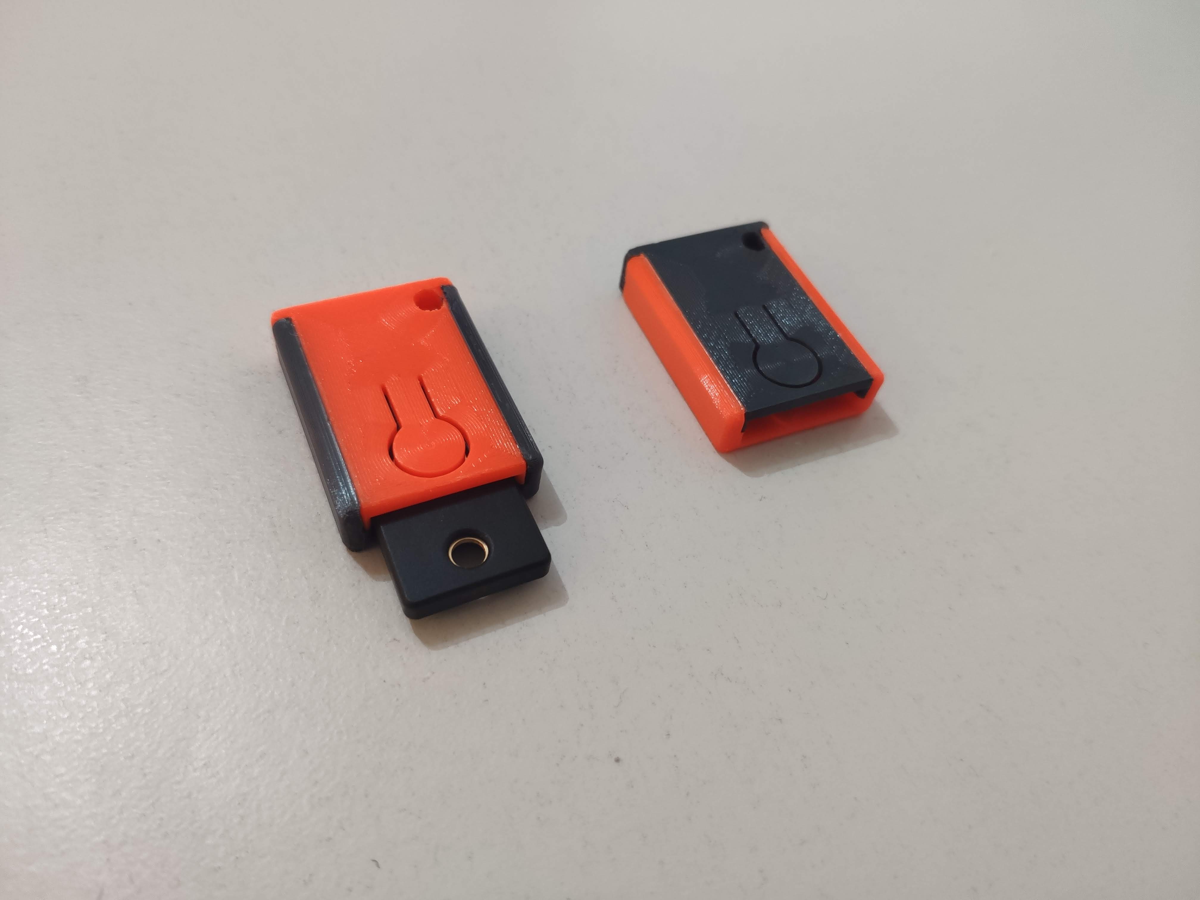 YubiKey Keychain Sleeve by Benjamin von Deschwanden Download free STL
