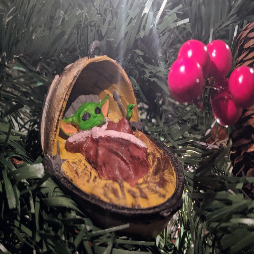 Baby Yoda in Crib Christmas Ornament / Mandalorian / No Support!