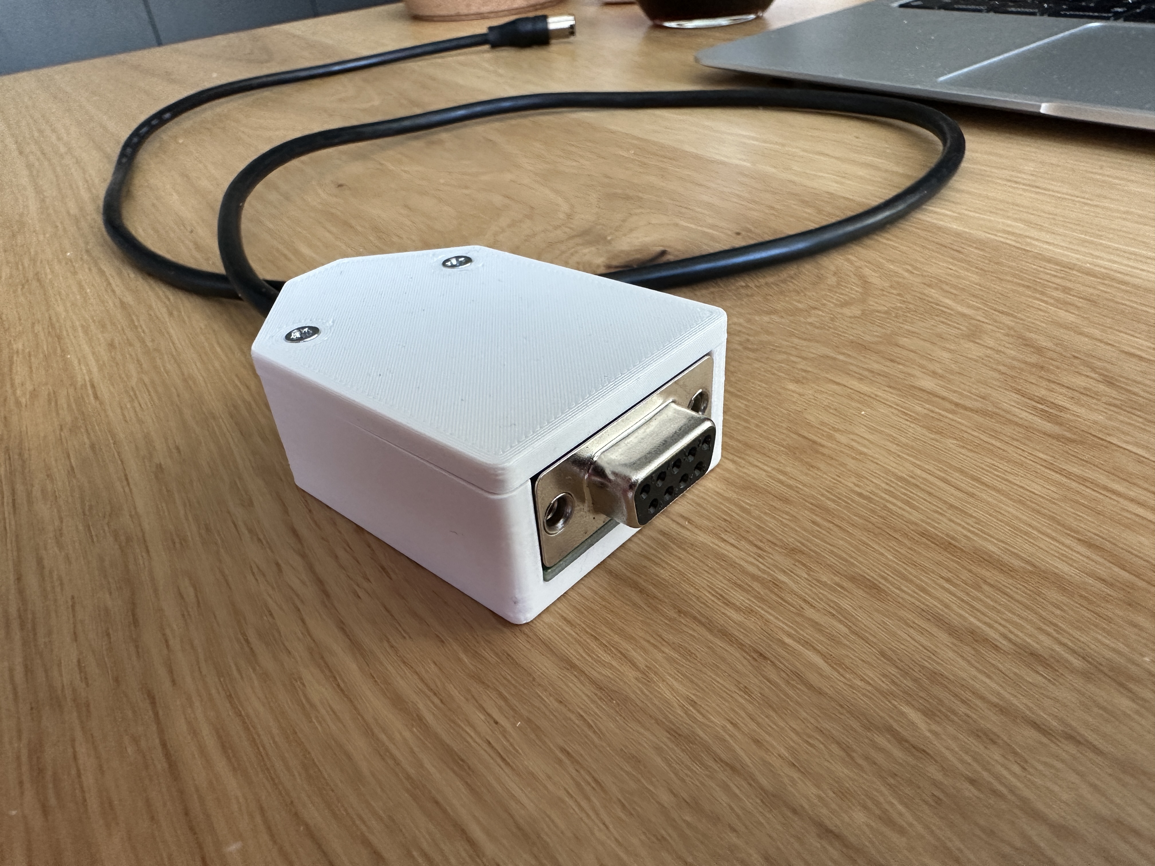 Connector case for D-Sub DE-9 module