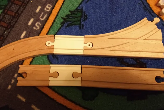 Wooden rails connector