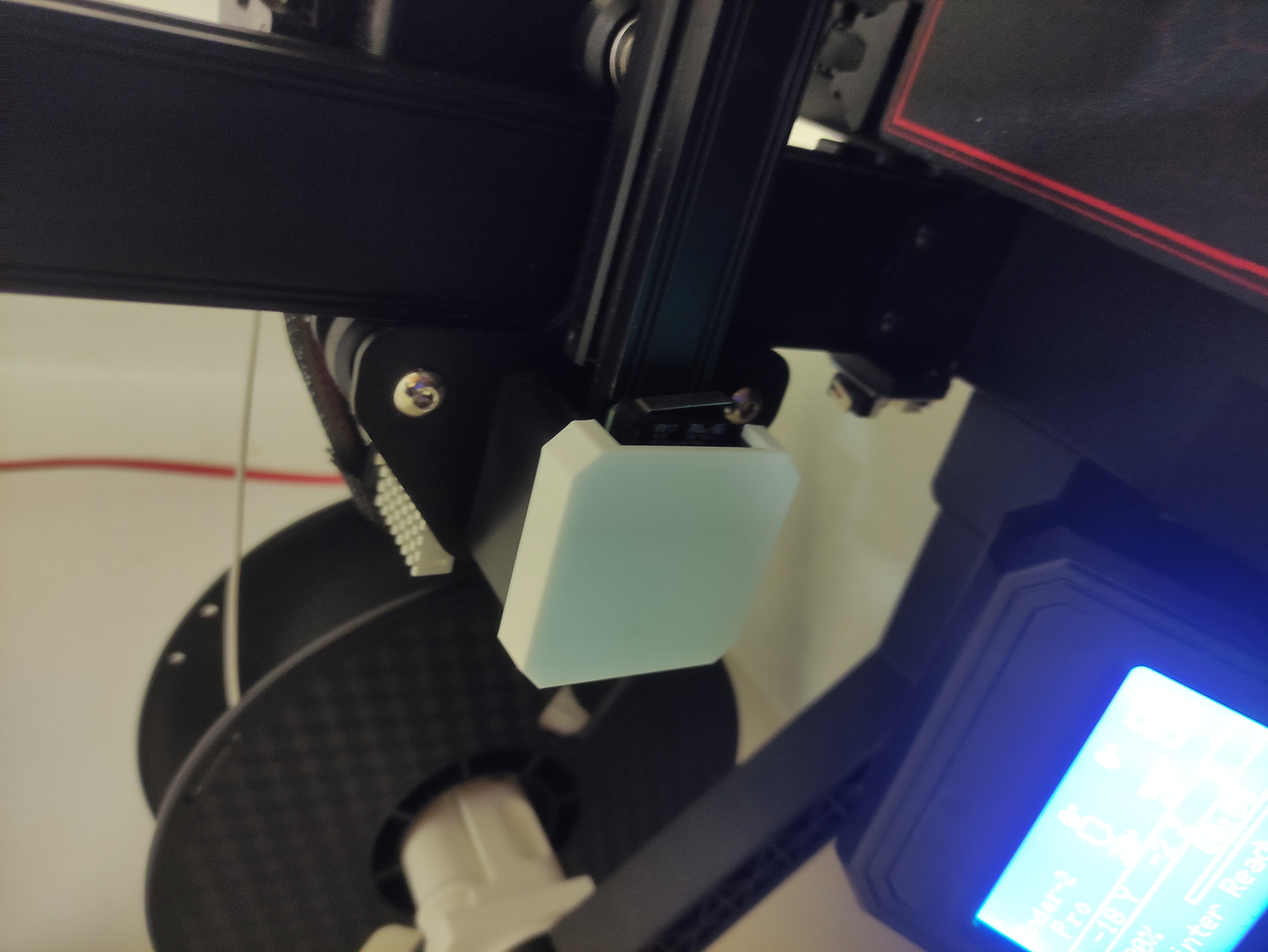 Ender 2 Pro Minimal QR Cover