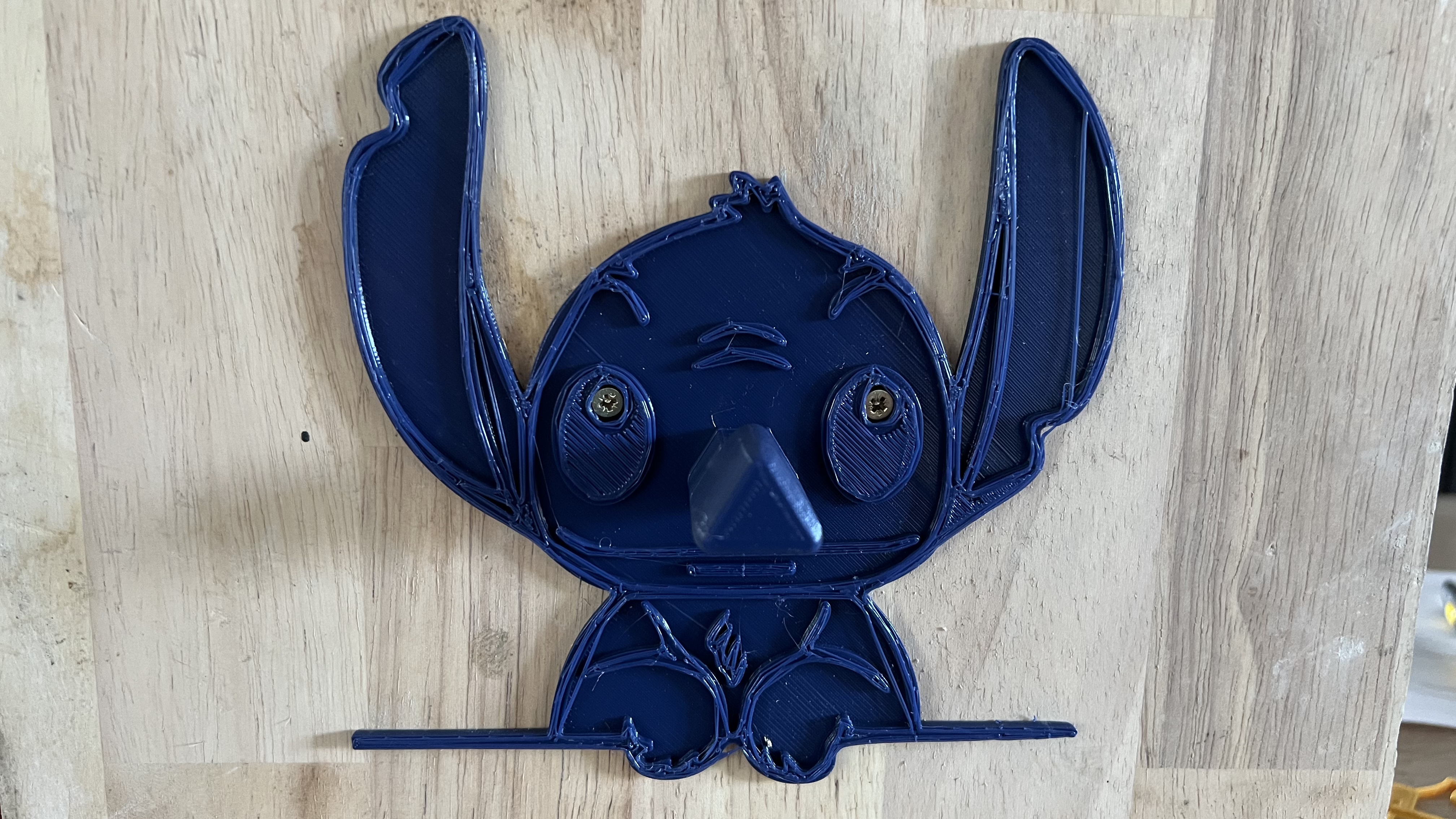 Stitch Glasses Holder